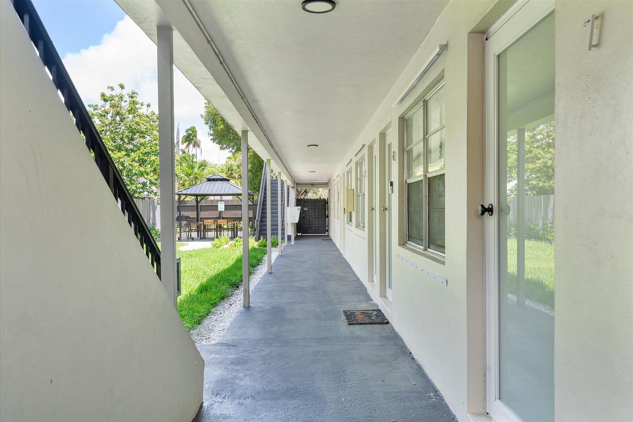 1638 Plunkett Street 9 Property Photo 7