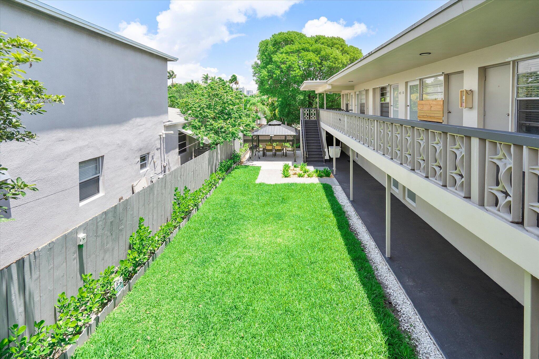 1638 Plunkett Street 9 Property Photo 24