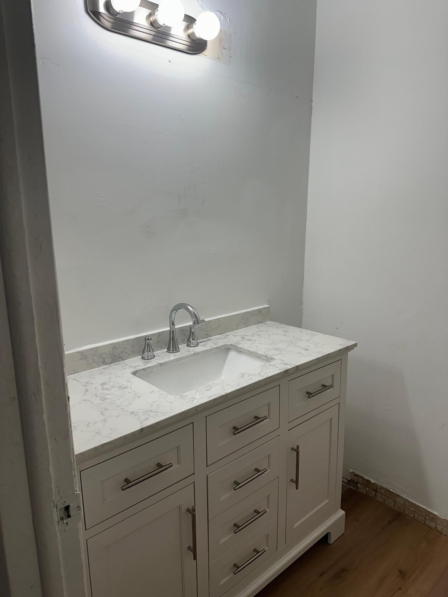 931 Sw 20th Court Property Photo 14