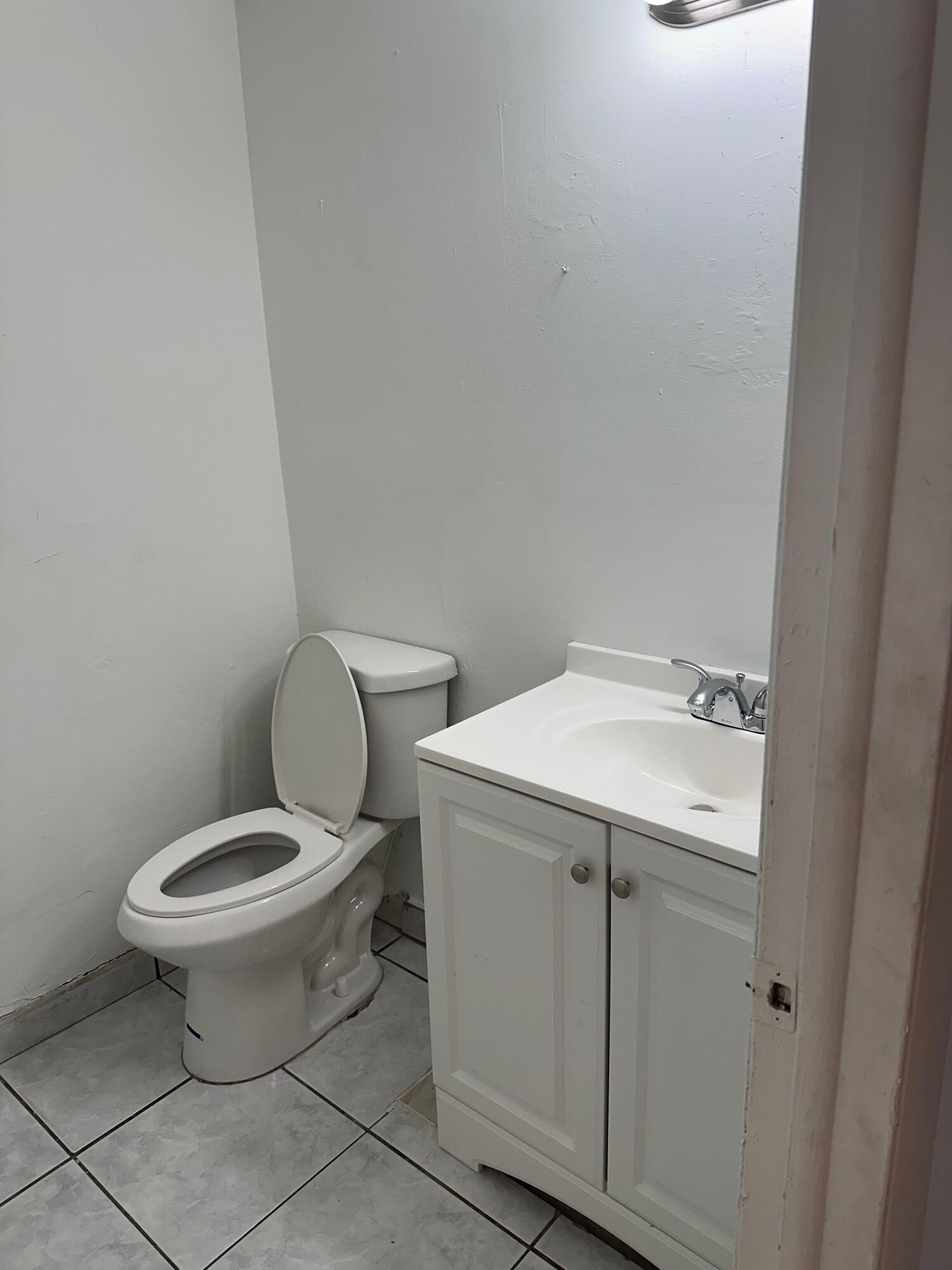 931 Sw 20th Court Property Photo 22