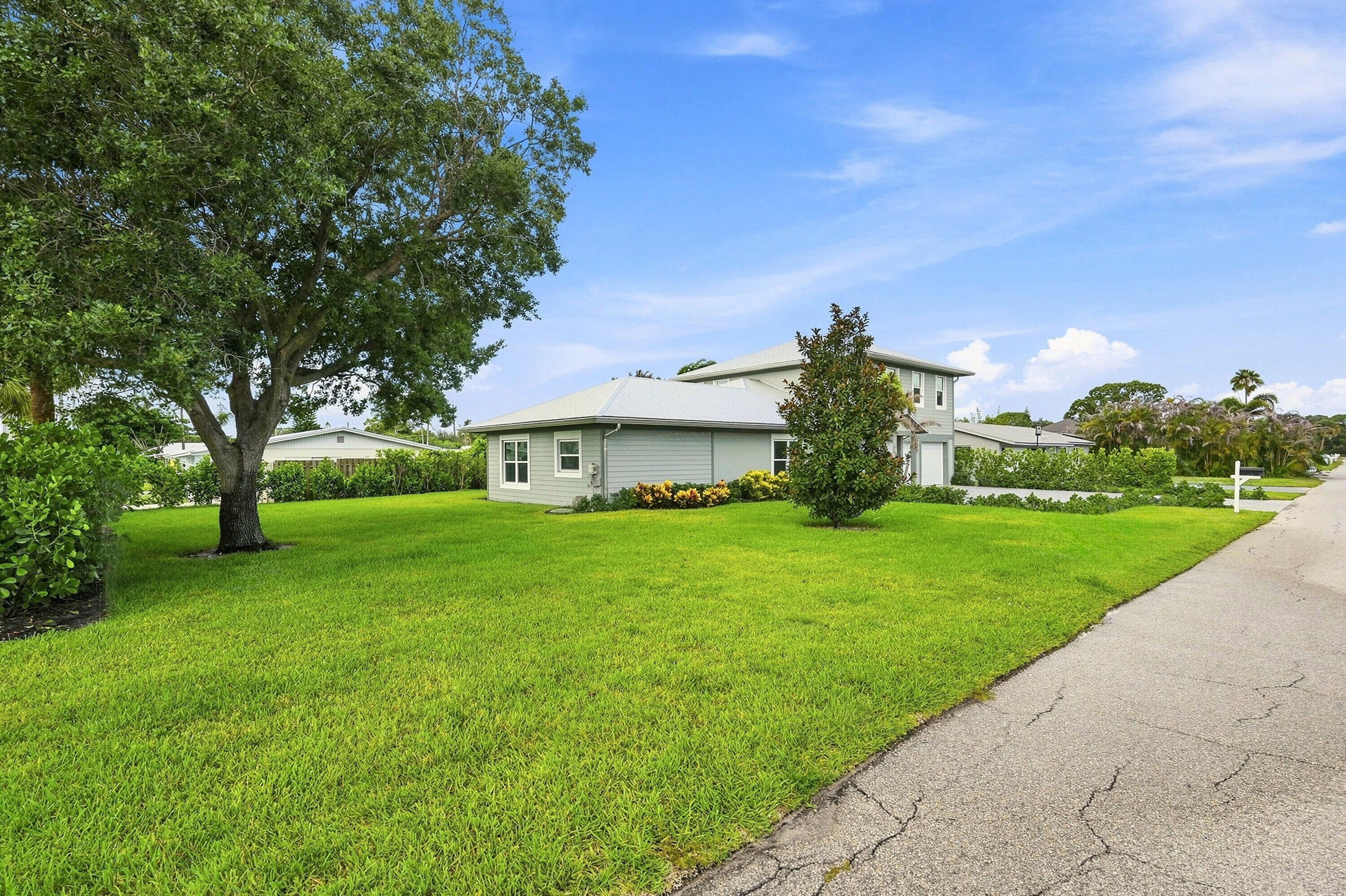 1176 Ne Terrace Way Property Photo 3