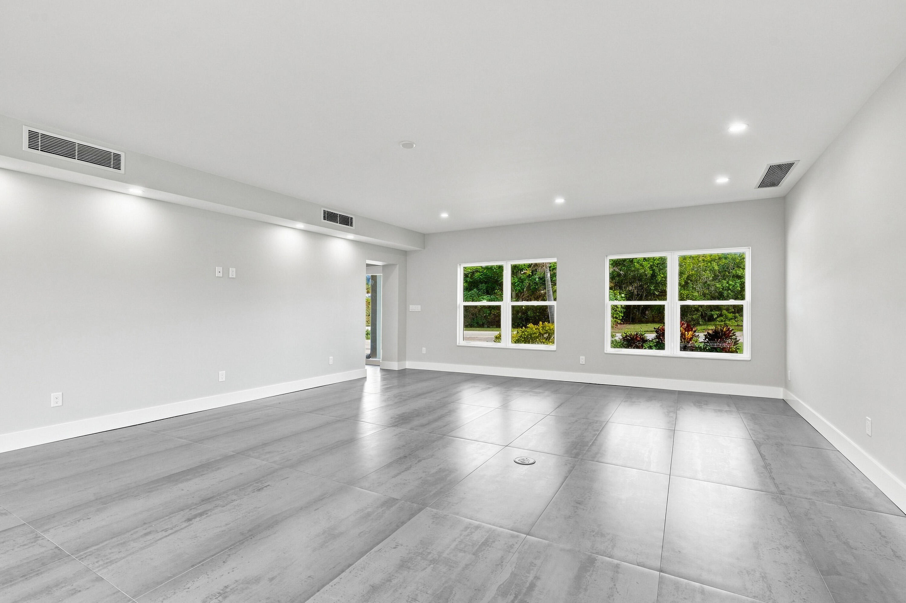 1176 Ne Terrace Way Property Photo 6