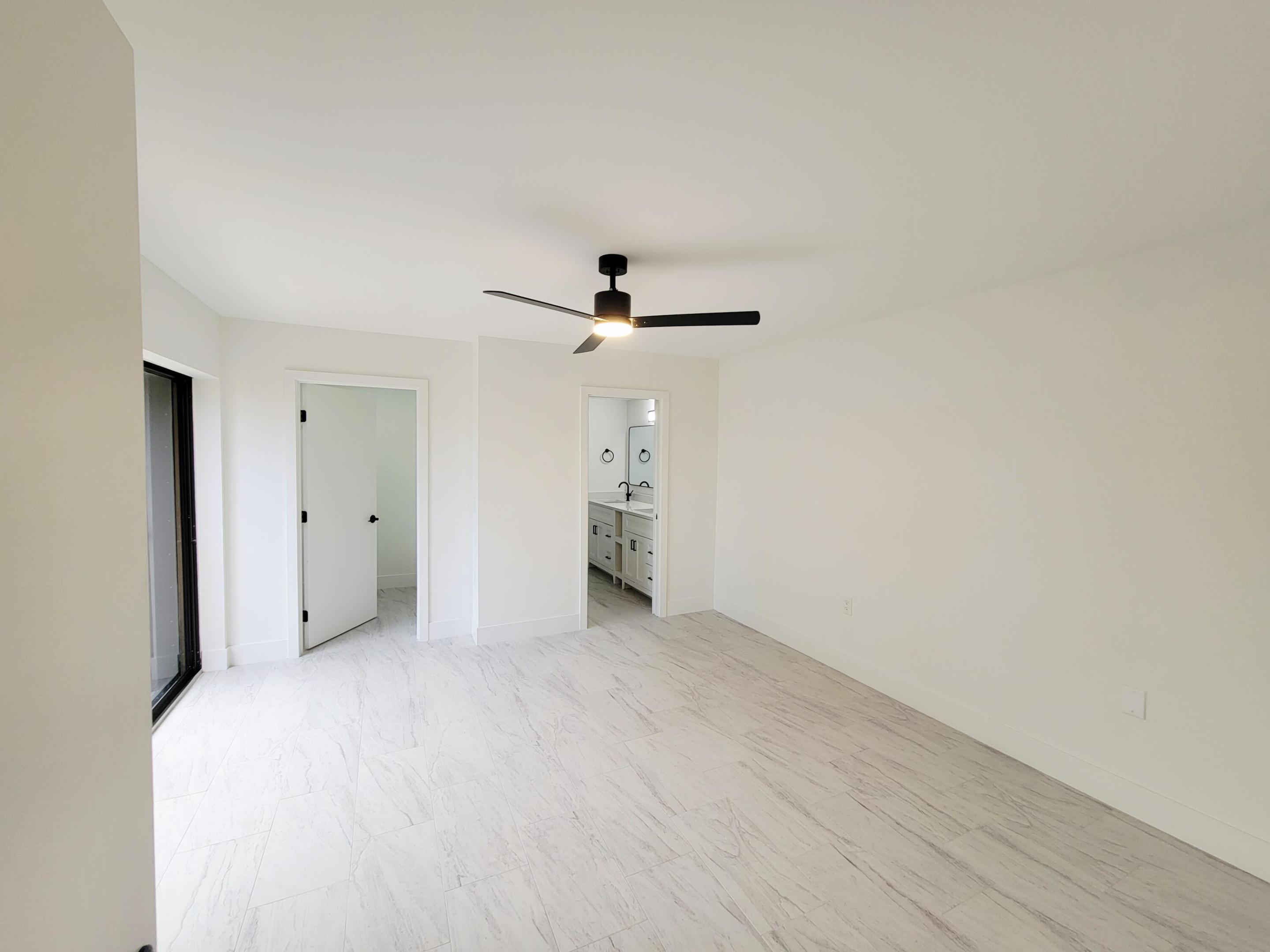 5428 54th Way Property Photo 16