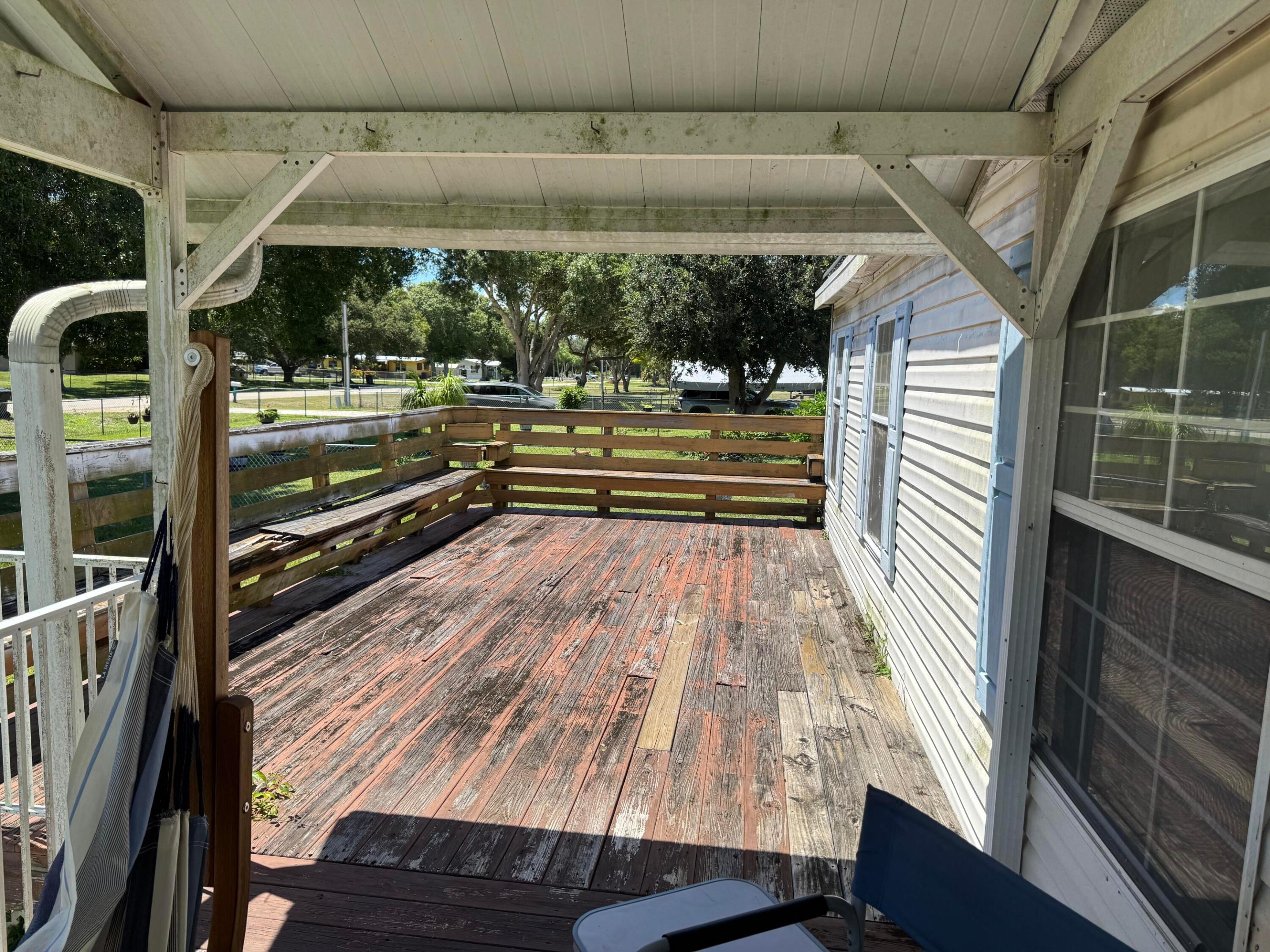 8115 Se 57th Drive Property Photo 3