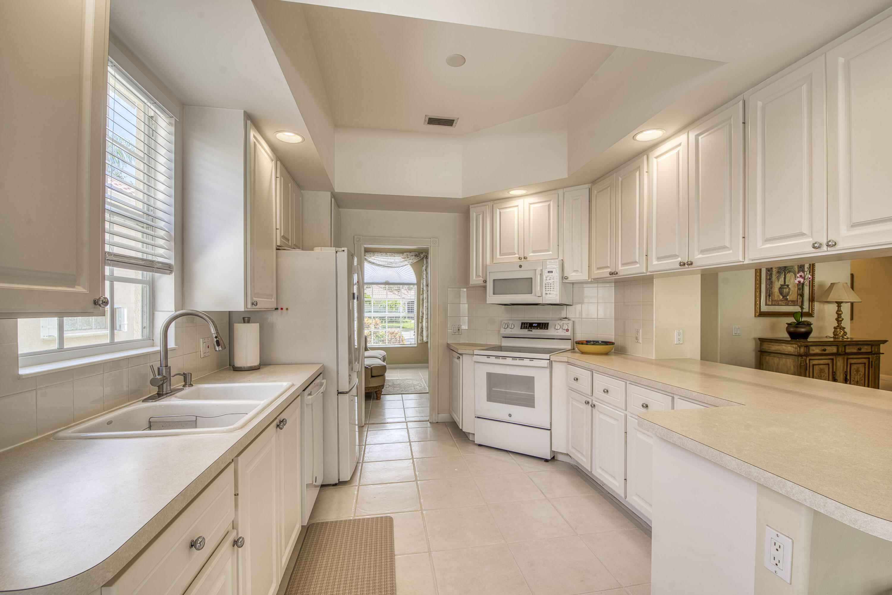 8907 Oldham Way Property Photo 14