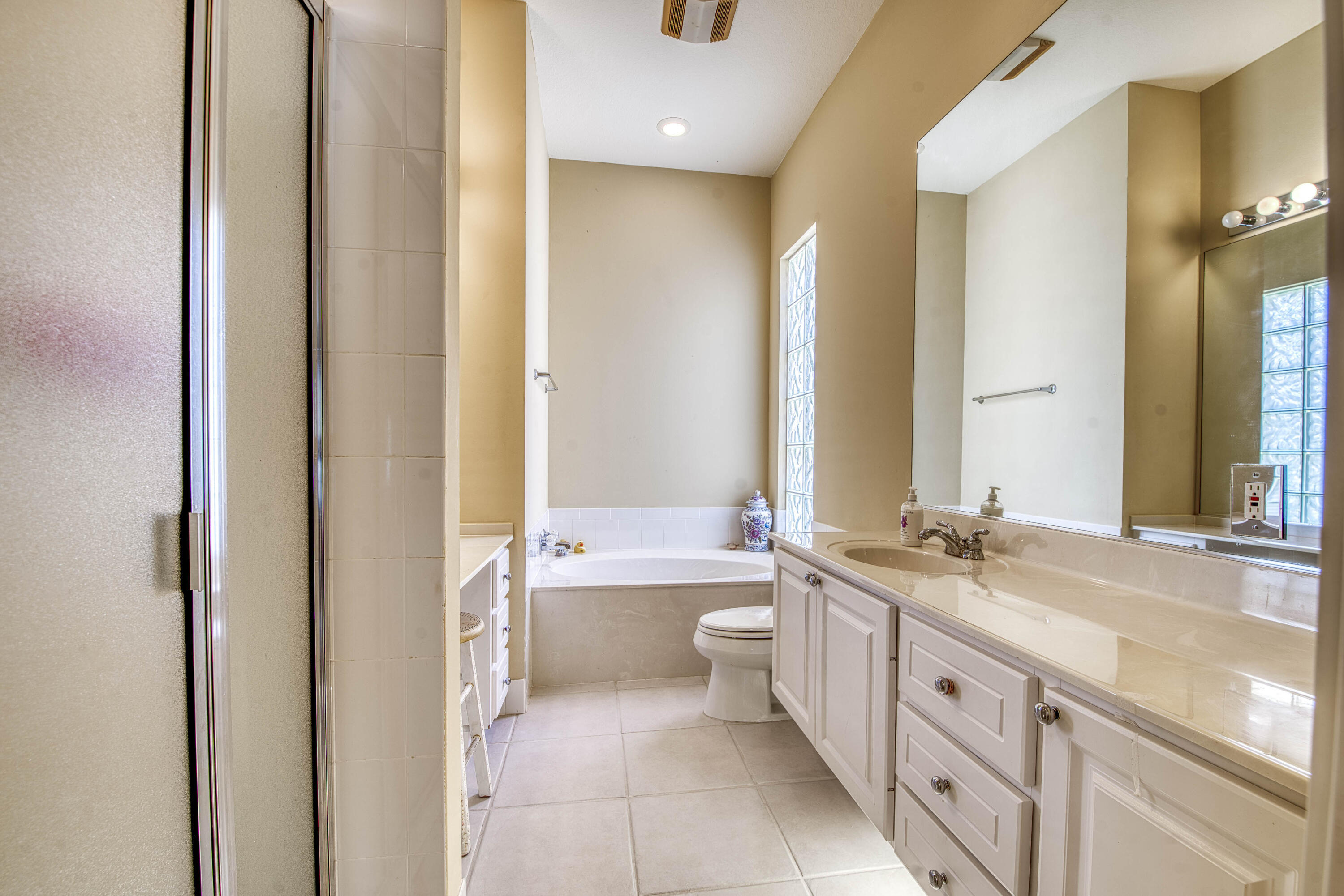8907 Oldham Way Property Photo 21