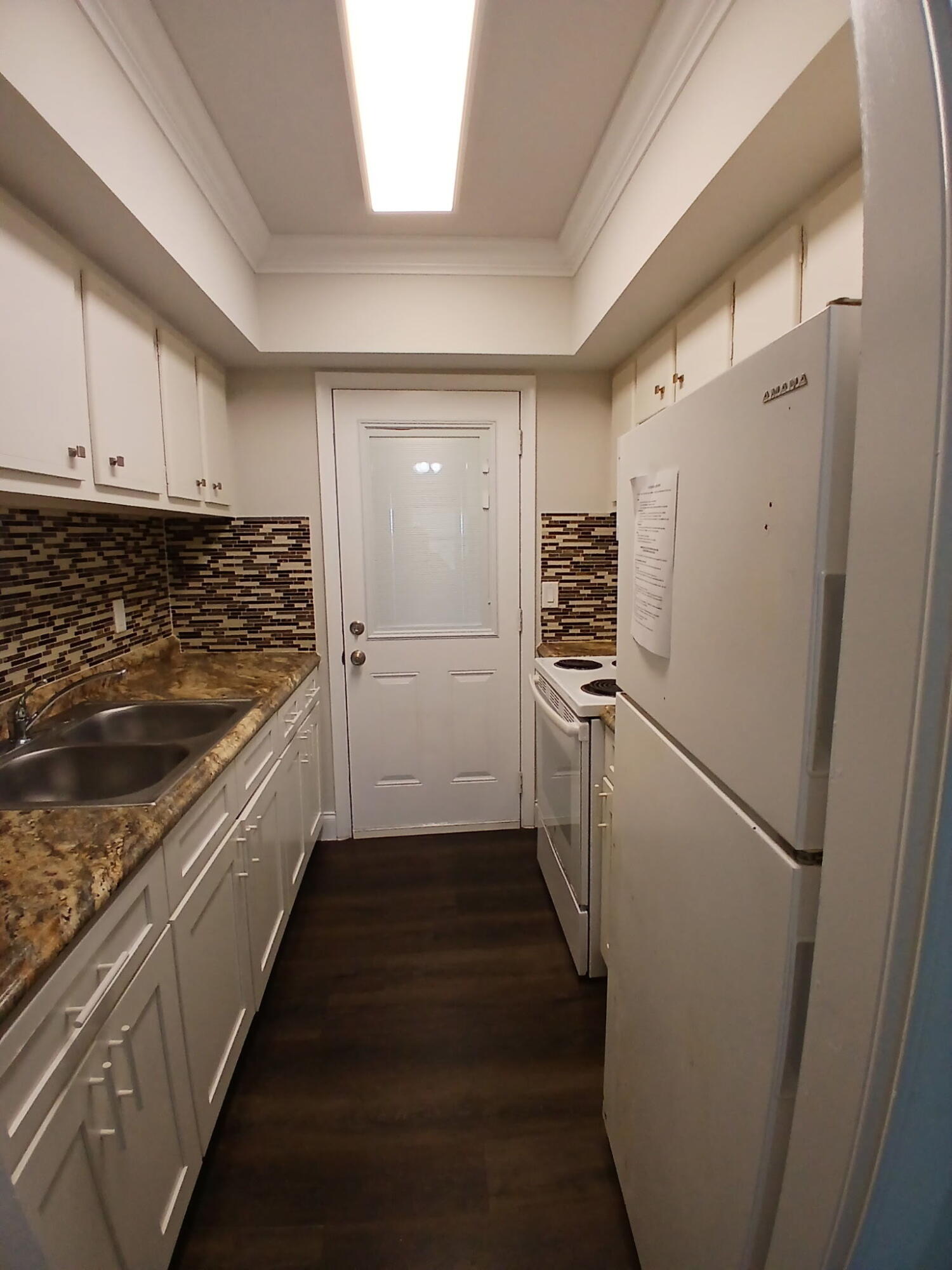 1480 E Sample Road 307 Property Photo 5
