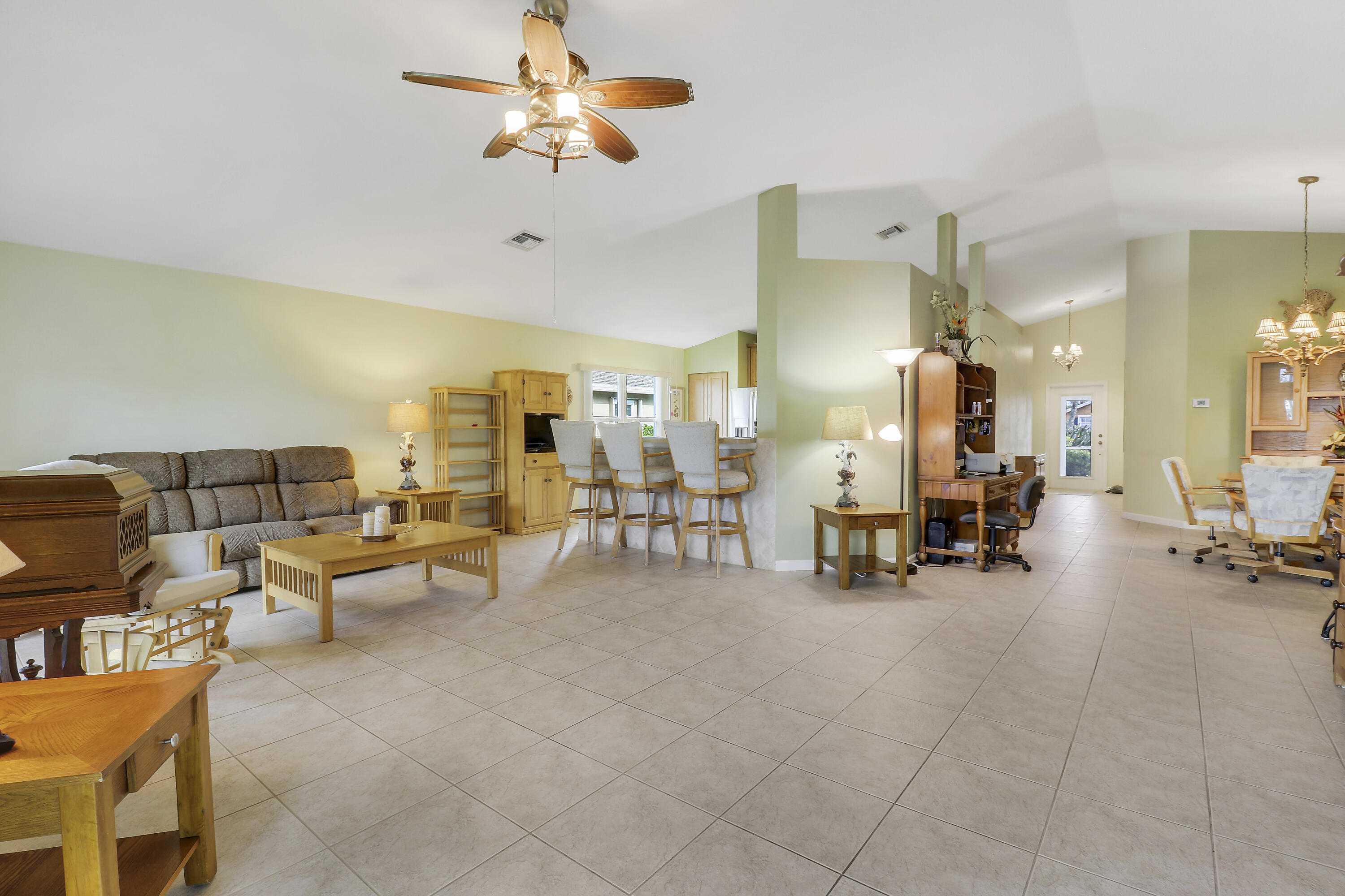 2696 Sw Marquis Terrace Property Photo 10