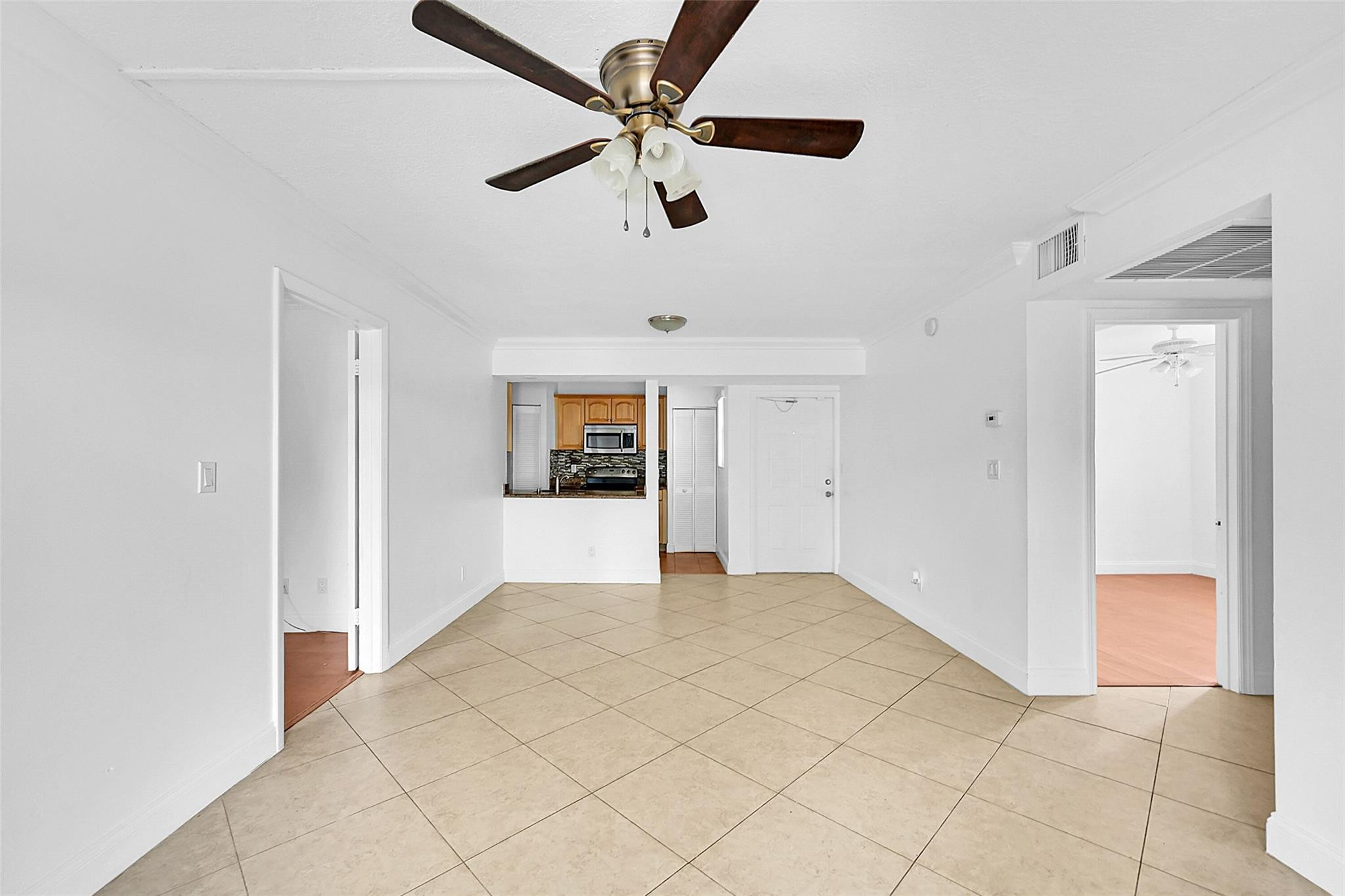 10022 Winding Lake Road 102 Property Photo 16
