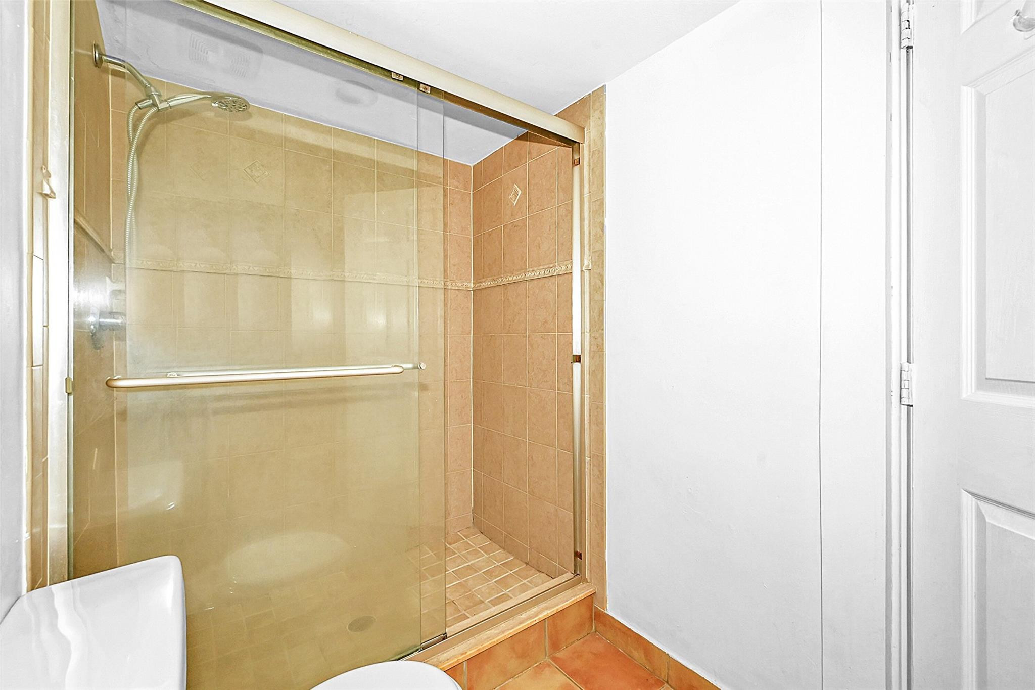 10022 Winding Lake Road 102 Property Photo 26