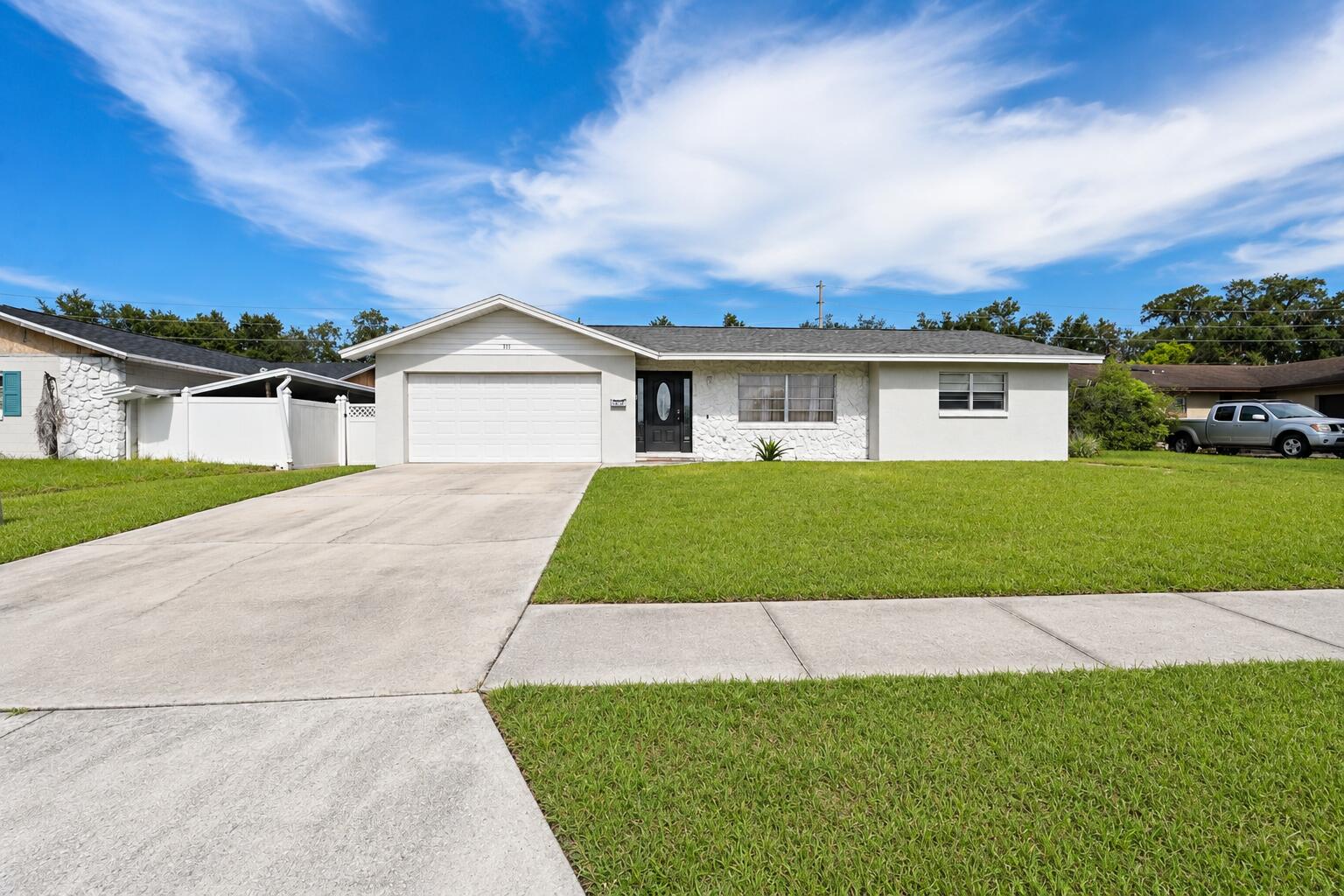 833 Park Manor Drive Property Photo 1