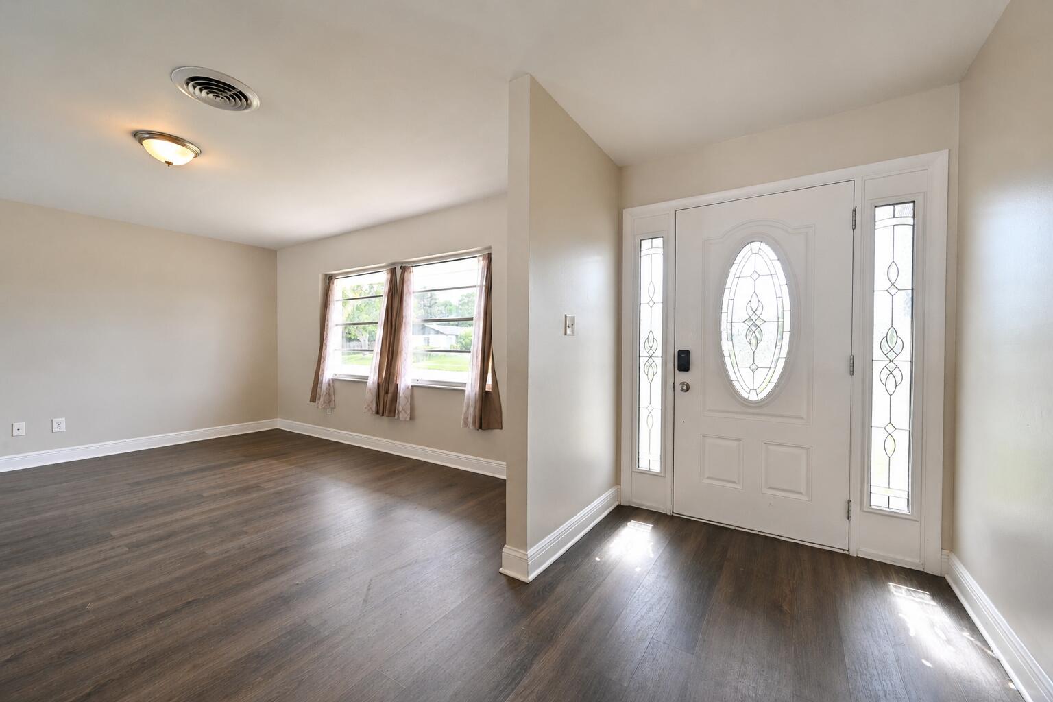 833 Park Manor Drive Property Photo 5