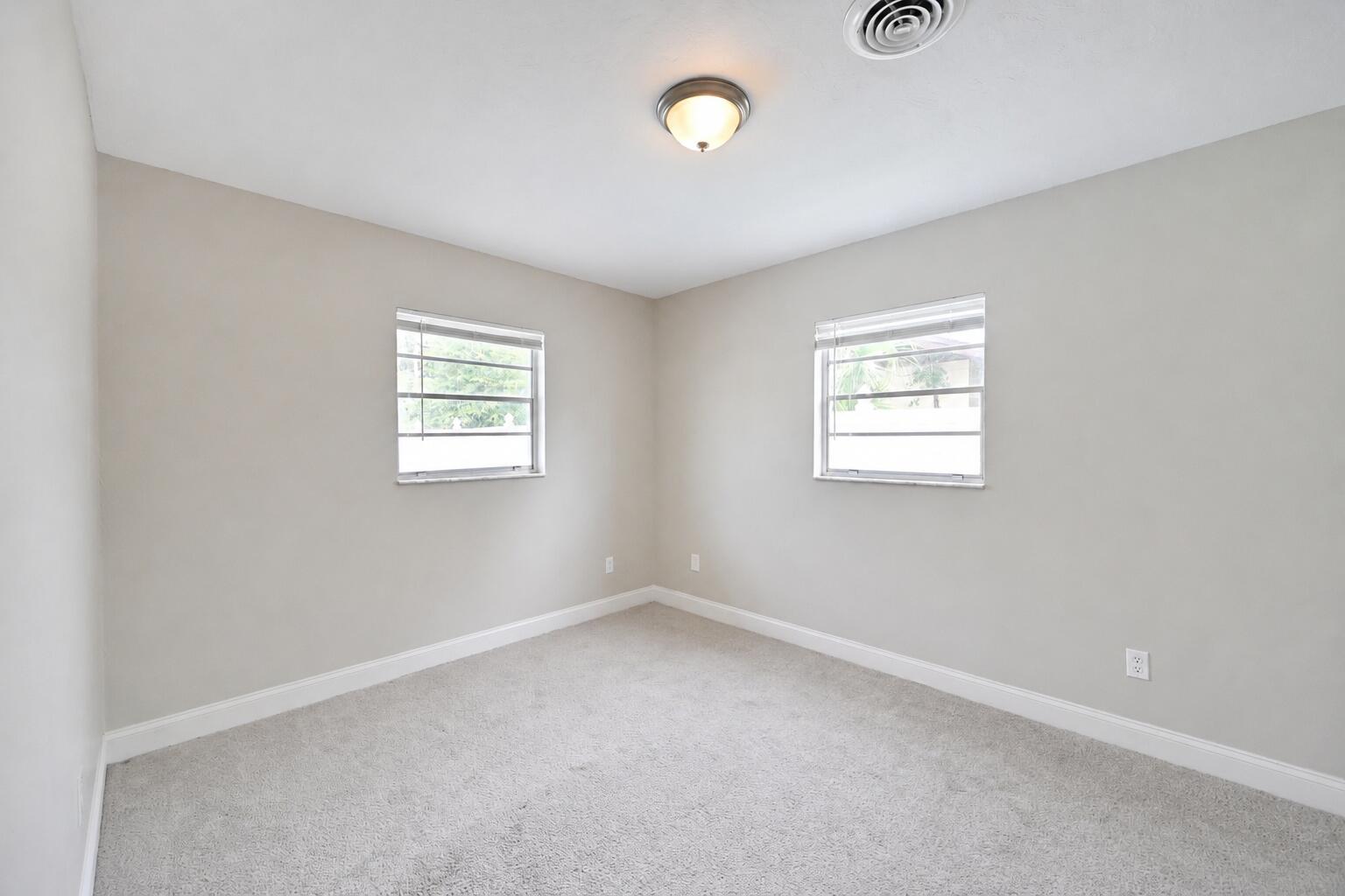833 Park Manor Drive Property Photo 16