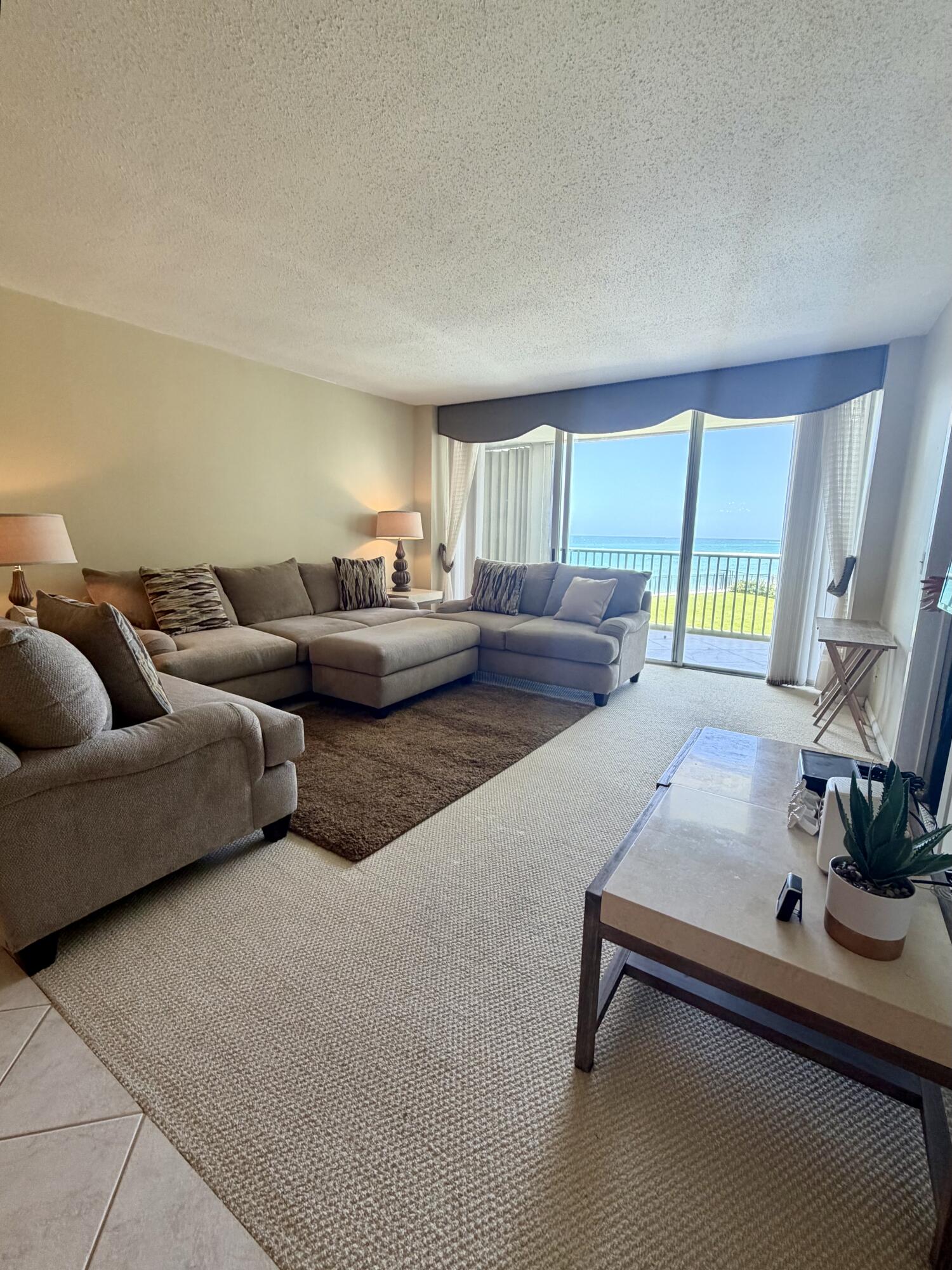 5400 N Ocean Drive 2b Property Photo 2