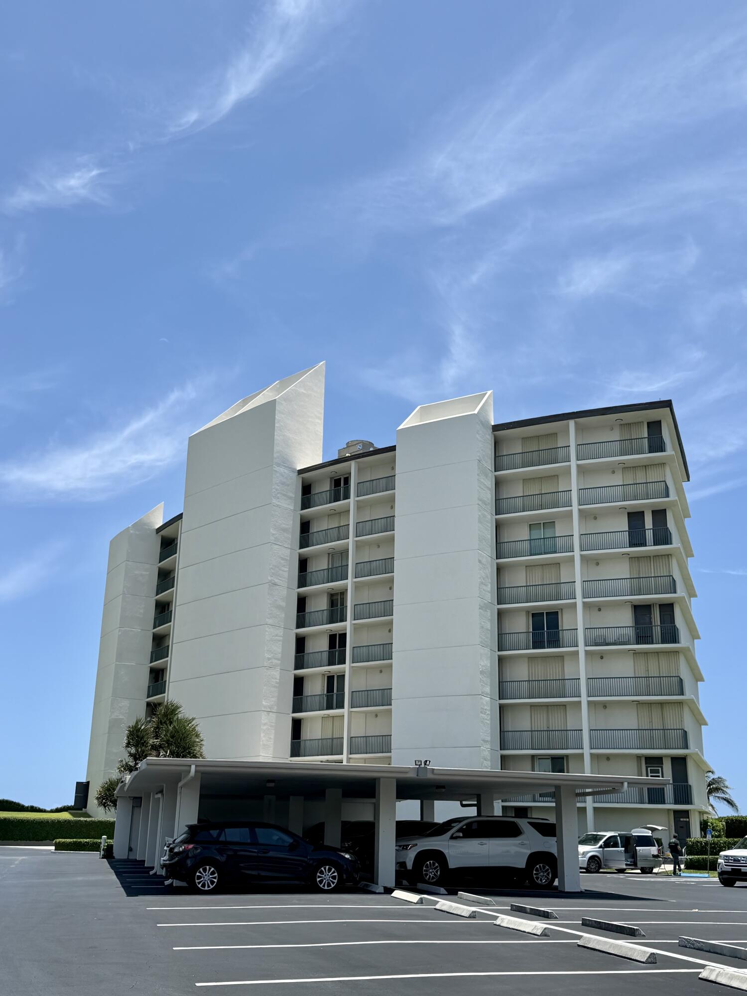 5400 N Ocean Drive 2b Property Photo 18