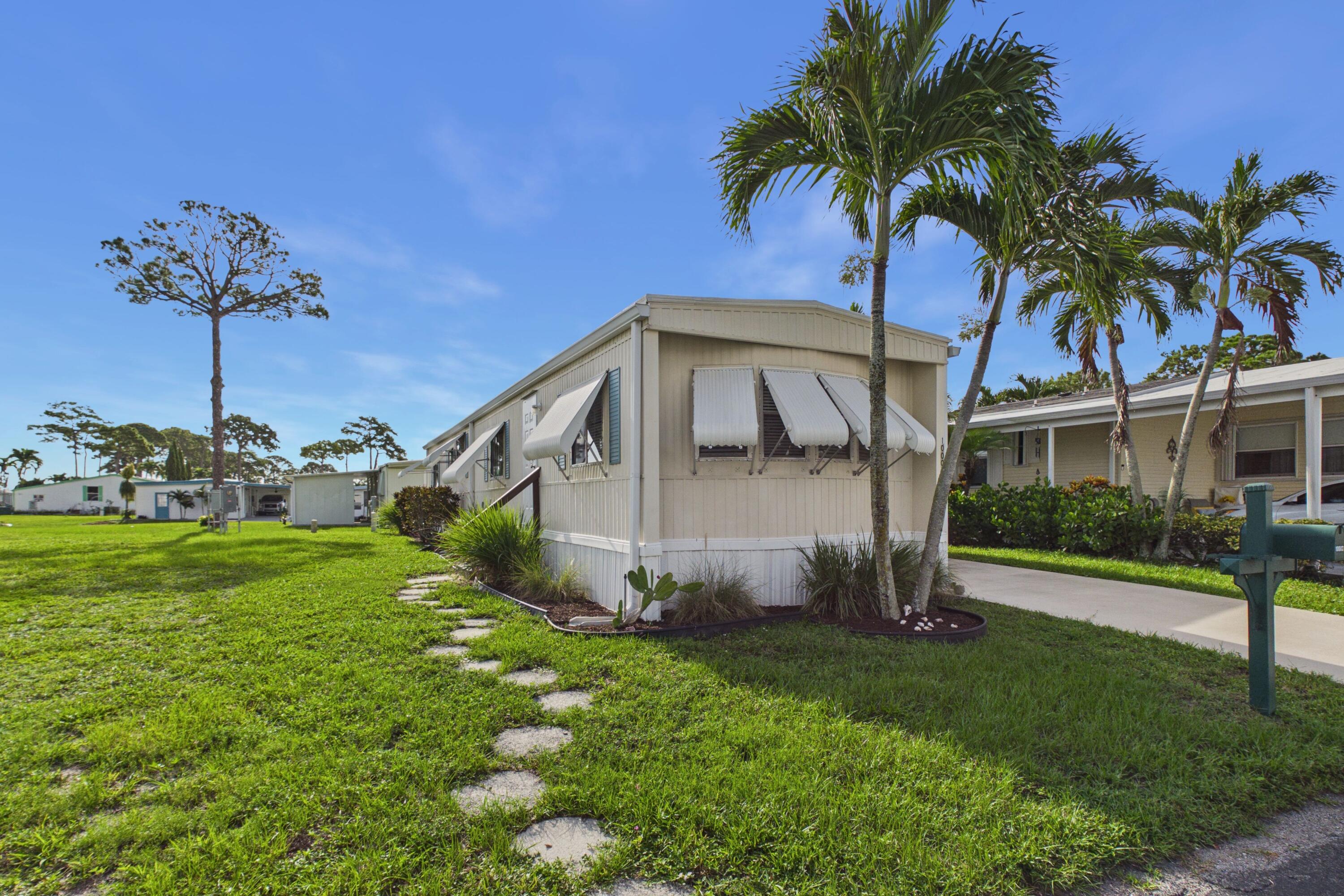 10003 Granada Bay Property Photo 22