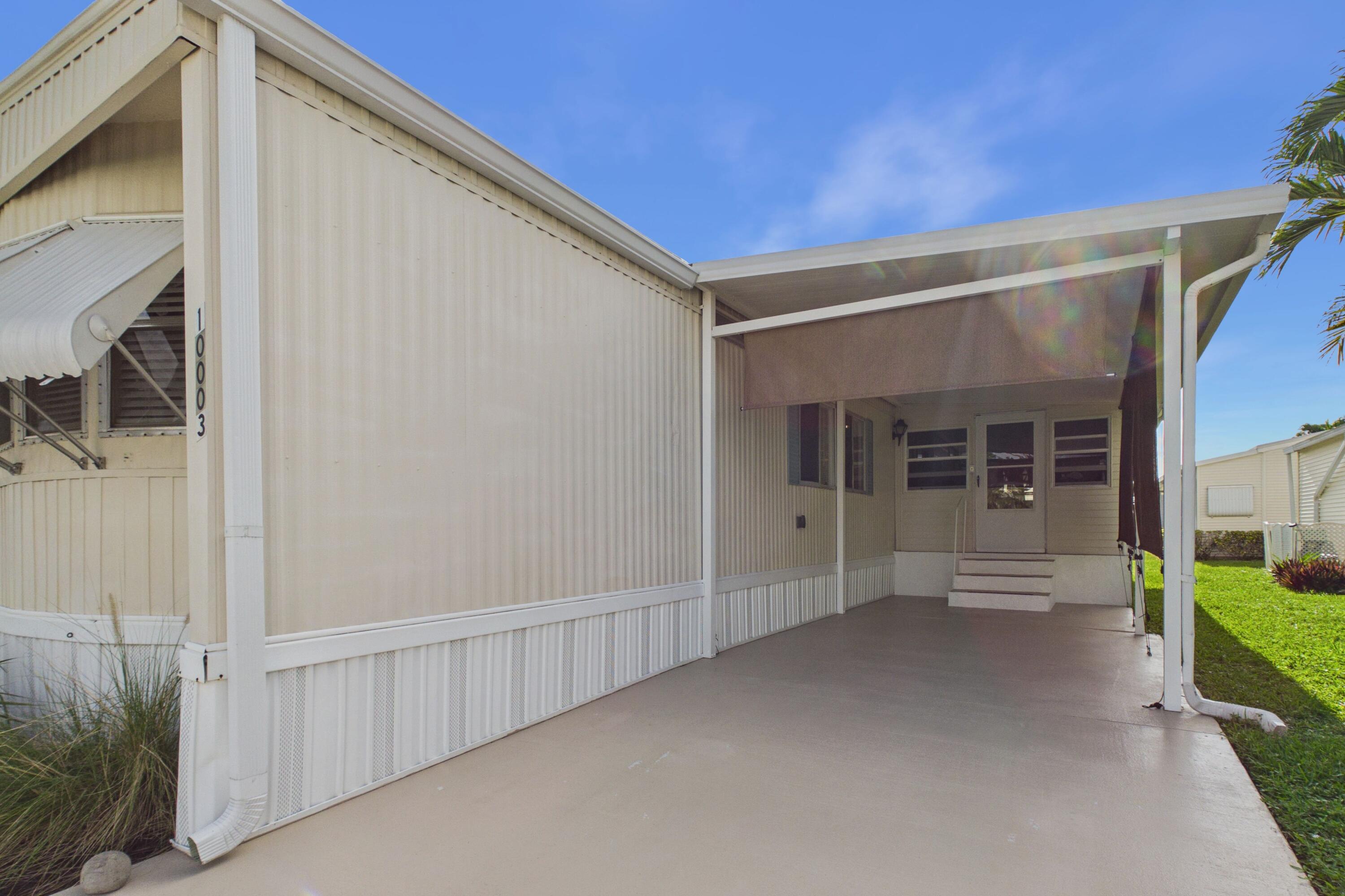 10003 Granada Bay Property Photo 23