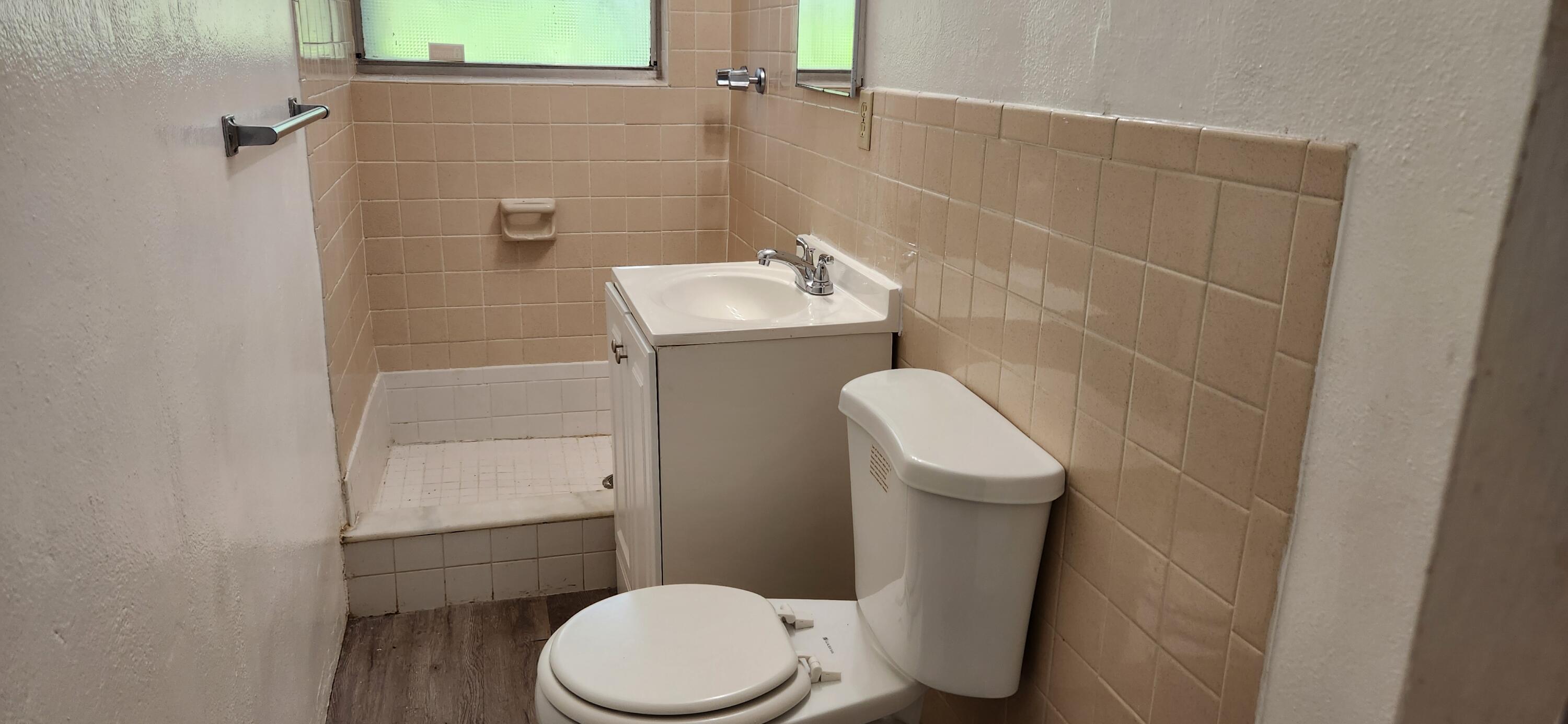 715 Sw 4th Street #4 Property Photo 14