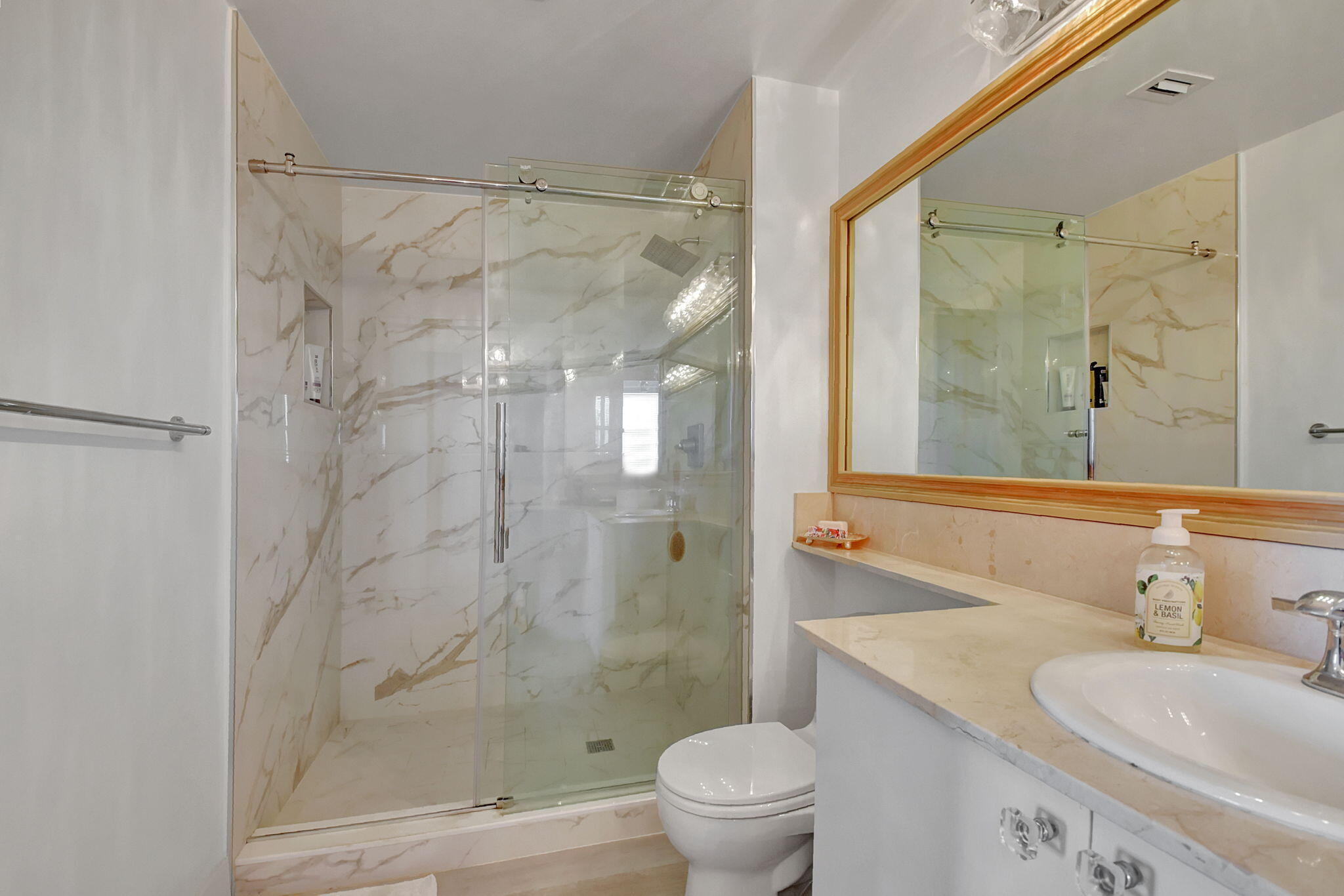 802 W Windward Way 303 Property Photo 13