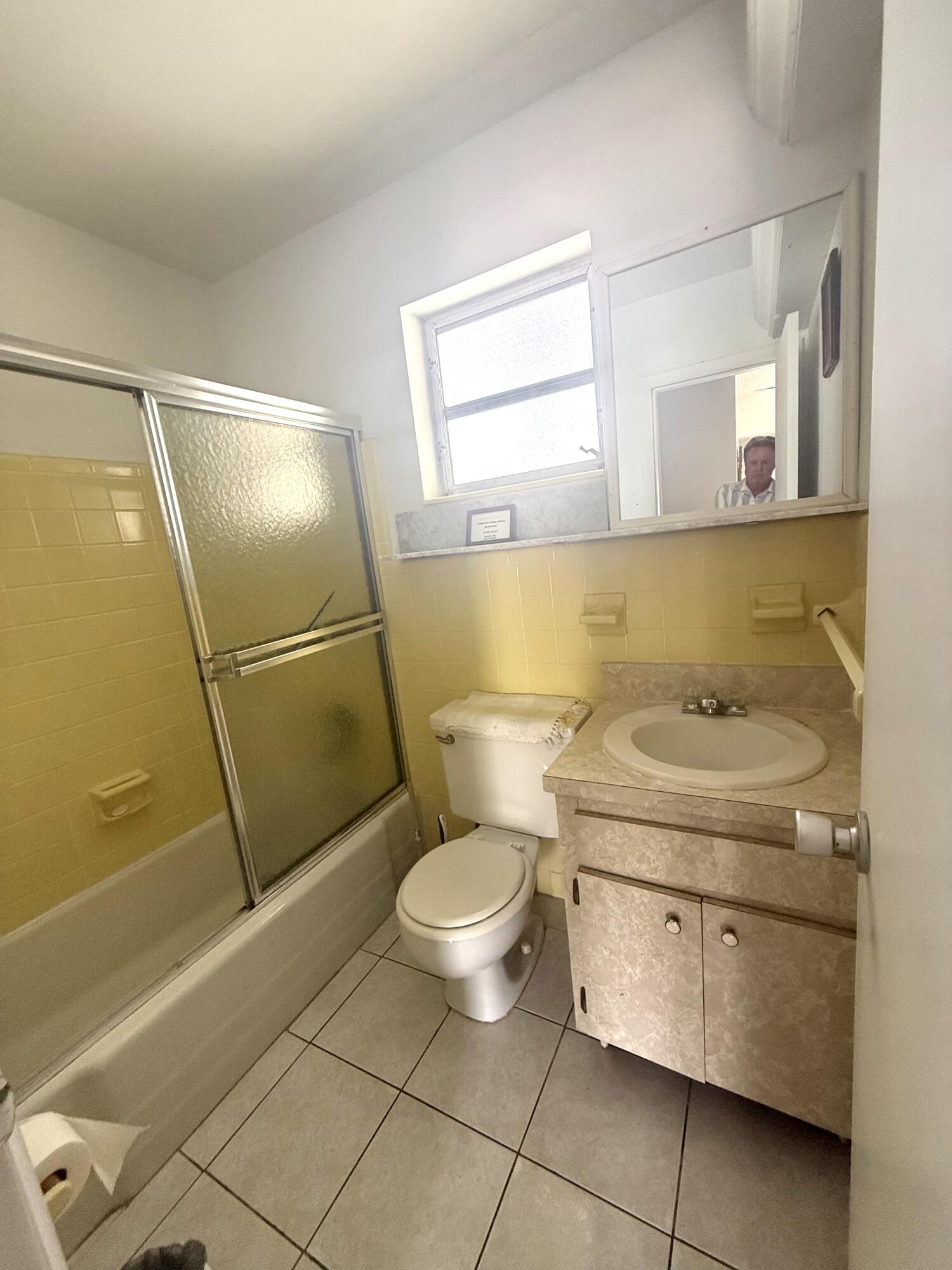 904-910 Ne 10th Street Property Photo 10