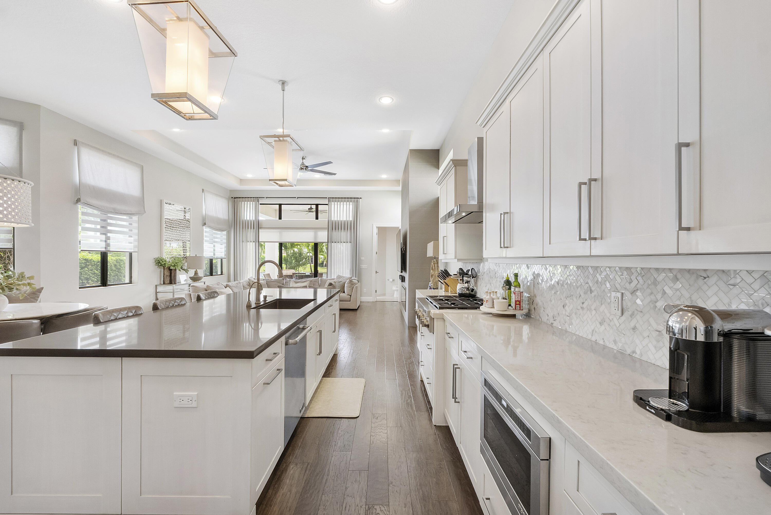 10282 Sweet Bay Manor Property Photo 17