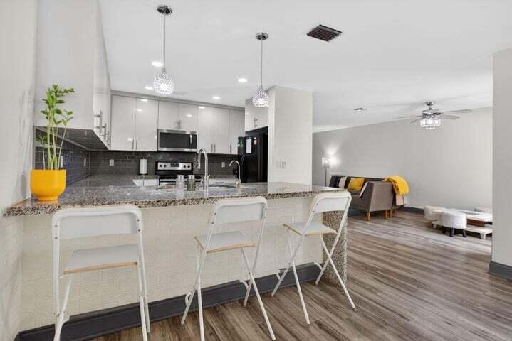 4131 Eastridge Circle Property Photo 7