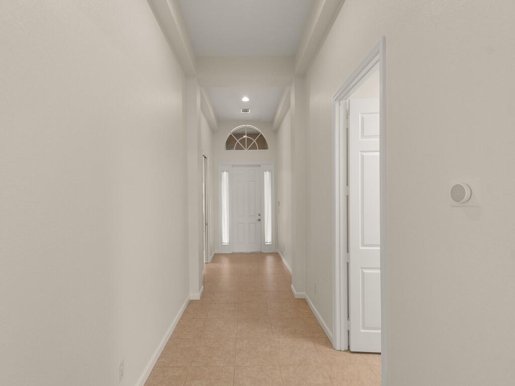 2287 Sw Newport Isles Boulevard Property Photo 4