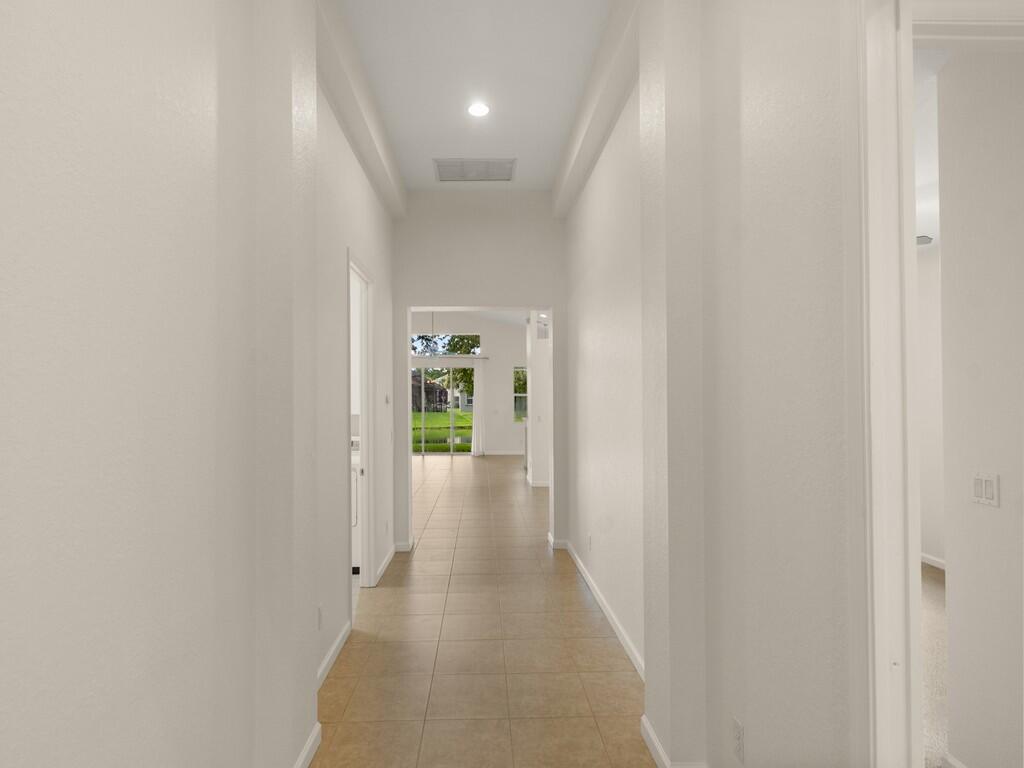 2287 Sw Newport Isles Boulevard Property Photo 5