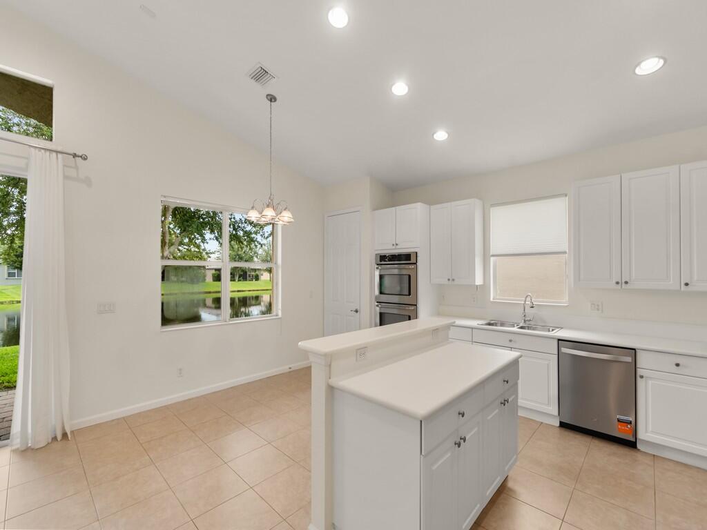 2287 Sw Newport Isles Boulevard Property Photo 13