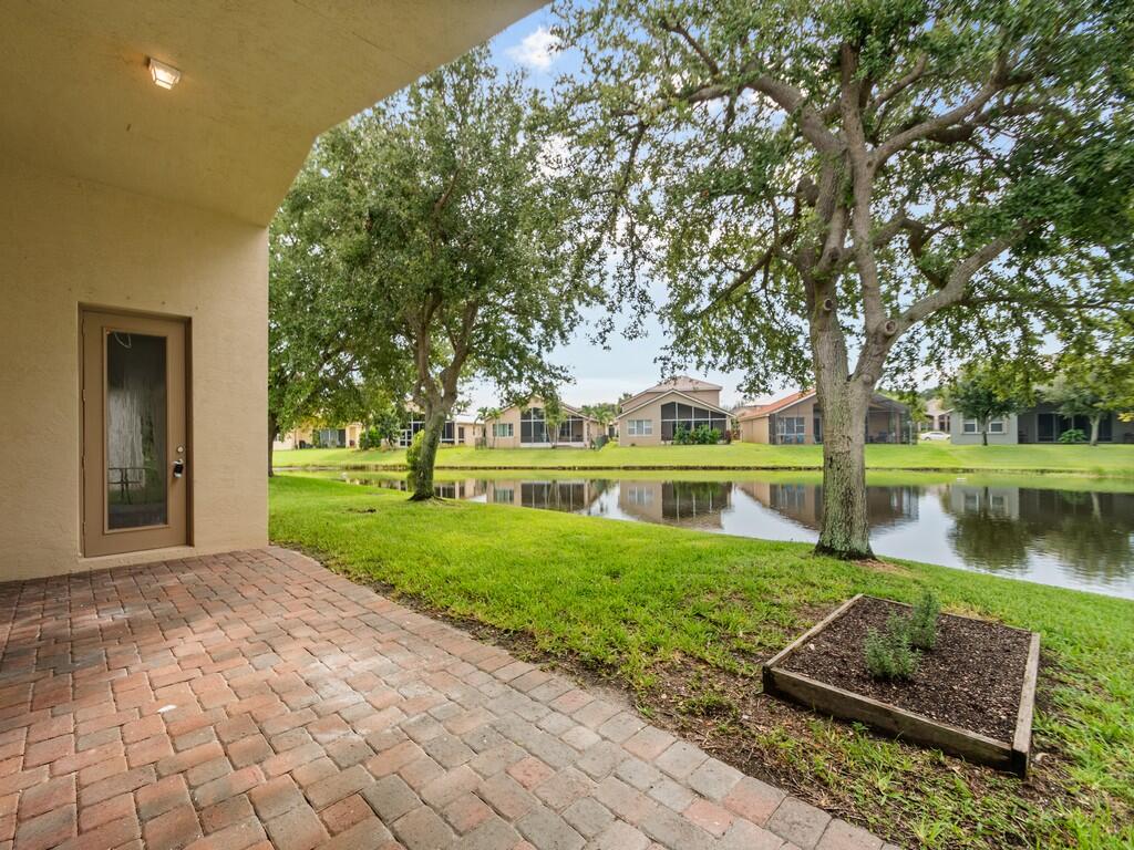 2287 Sw Newport Isles Boulevard Property Photo 32