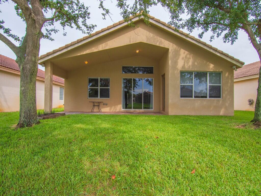 2287 Sw Newport Isles Boulevard Property Photo 33