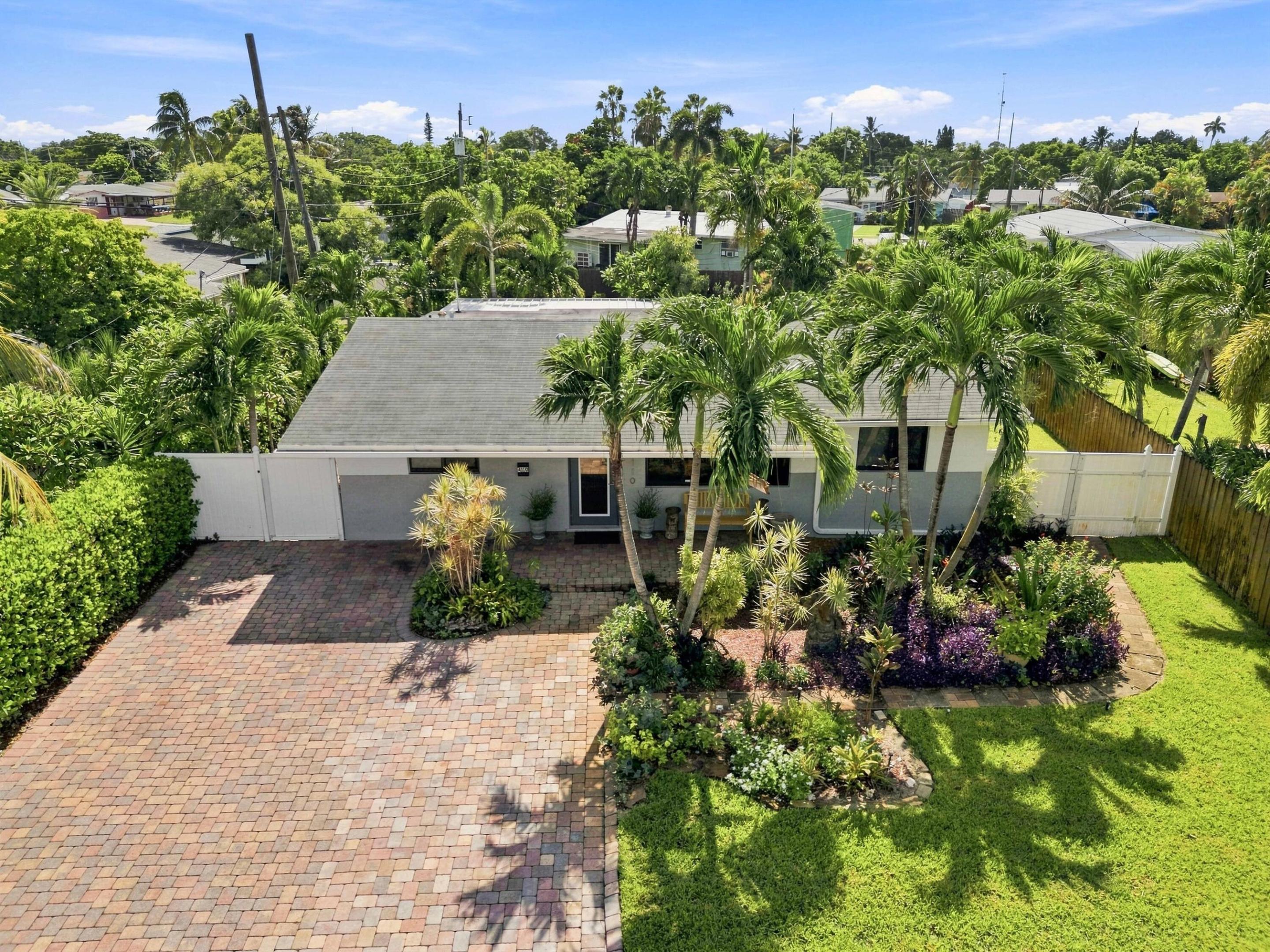 4110 NW 16TH Avenue