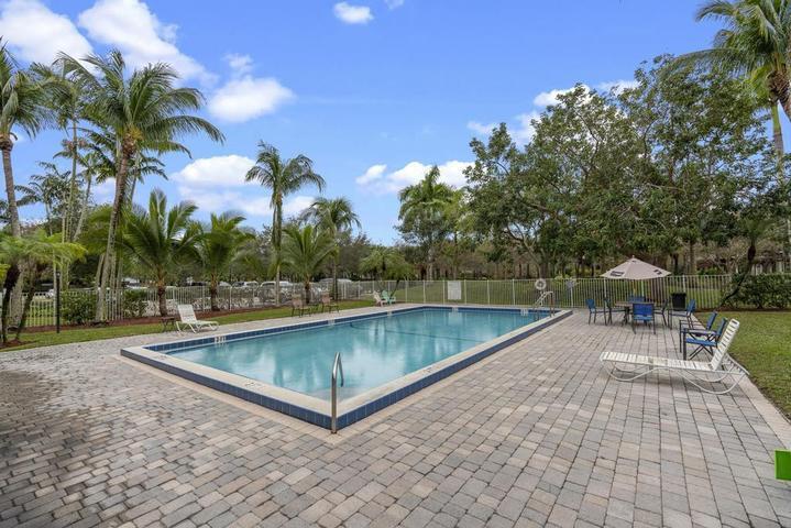 120 Sparrow Drive 115 Property Photo 28
