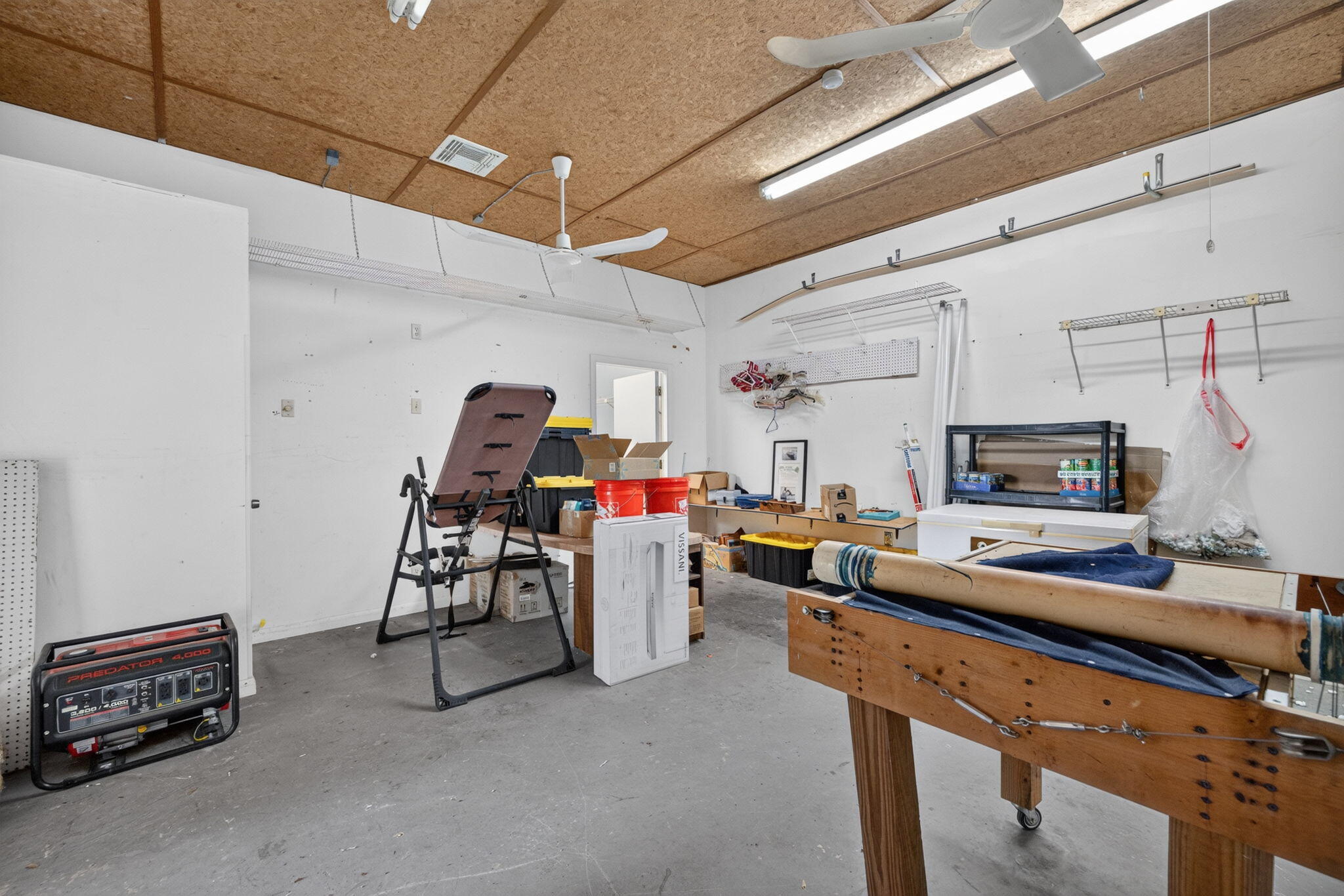 1033 Hunter Road Property Photo 16