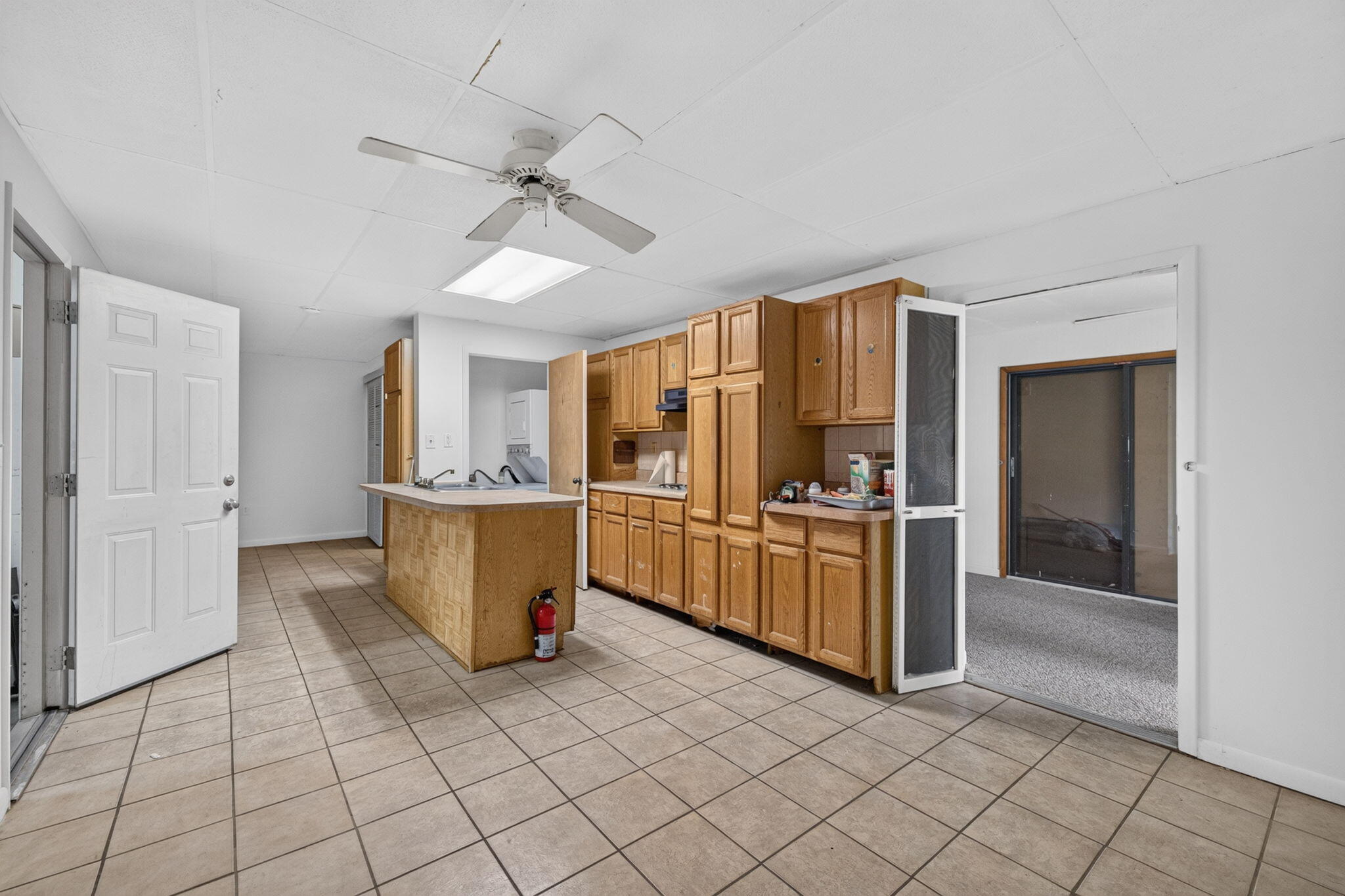 1033 Hunter Road Property Photo 18