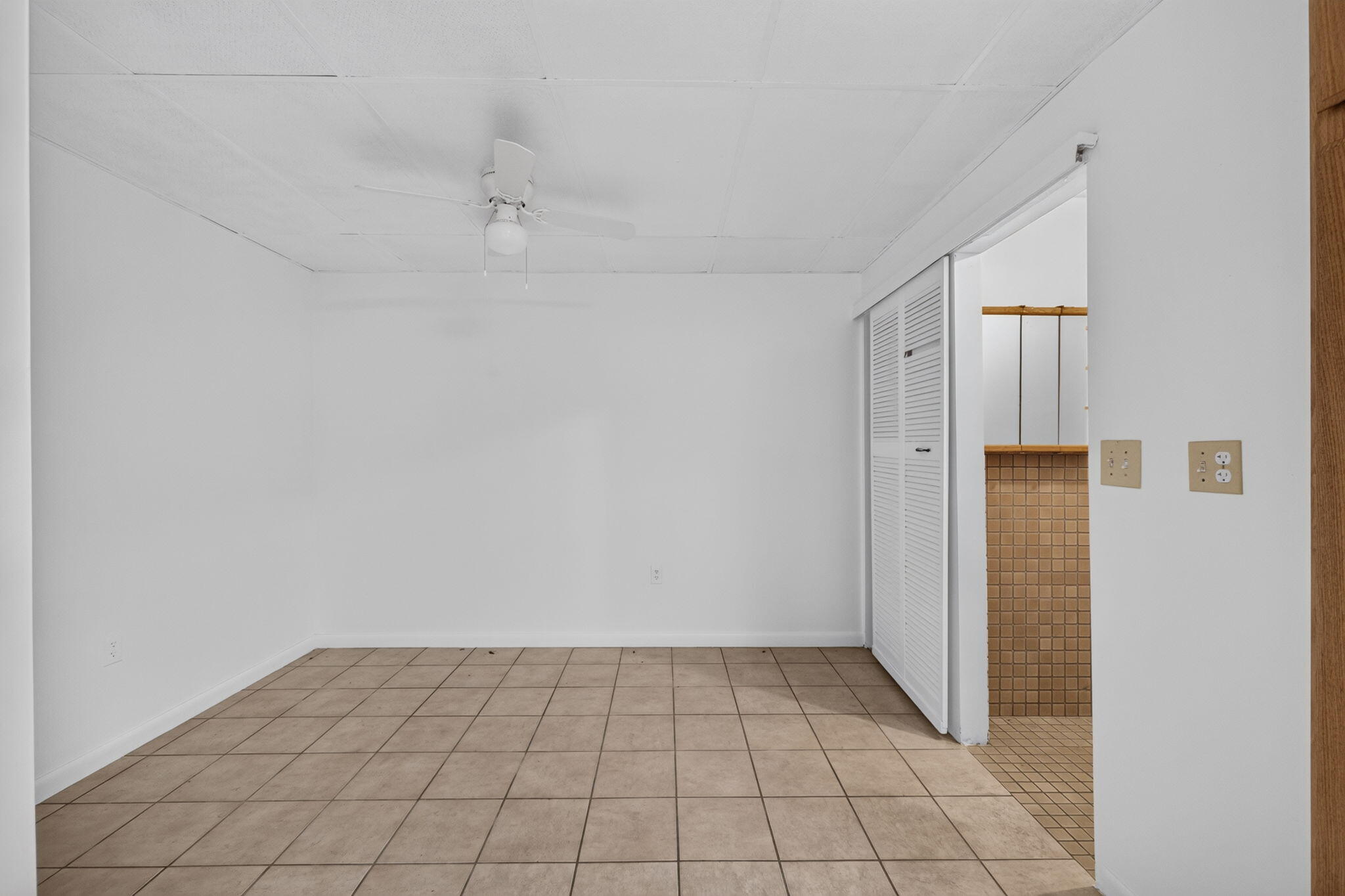 1033 Hunter Road Property Photo 22