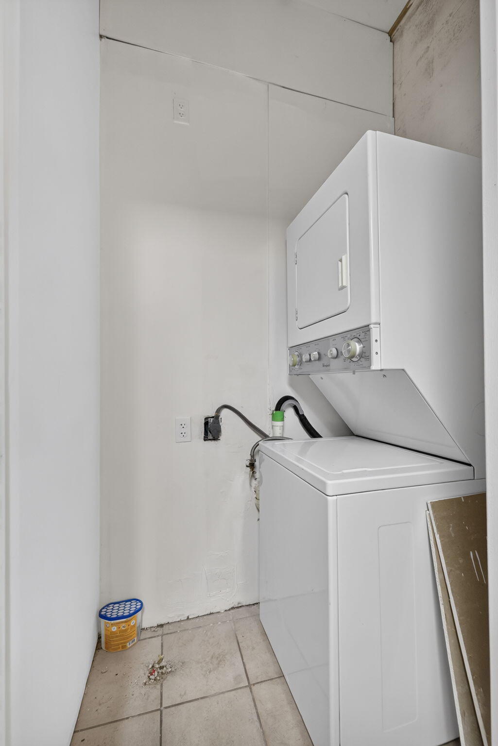 1033 Hunter Road Property Photo 26
