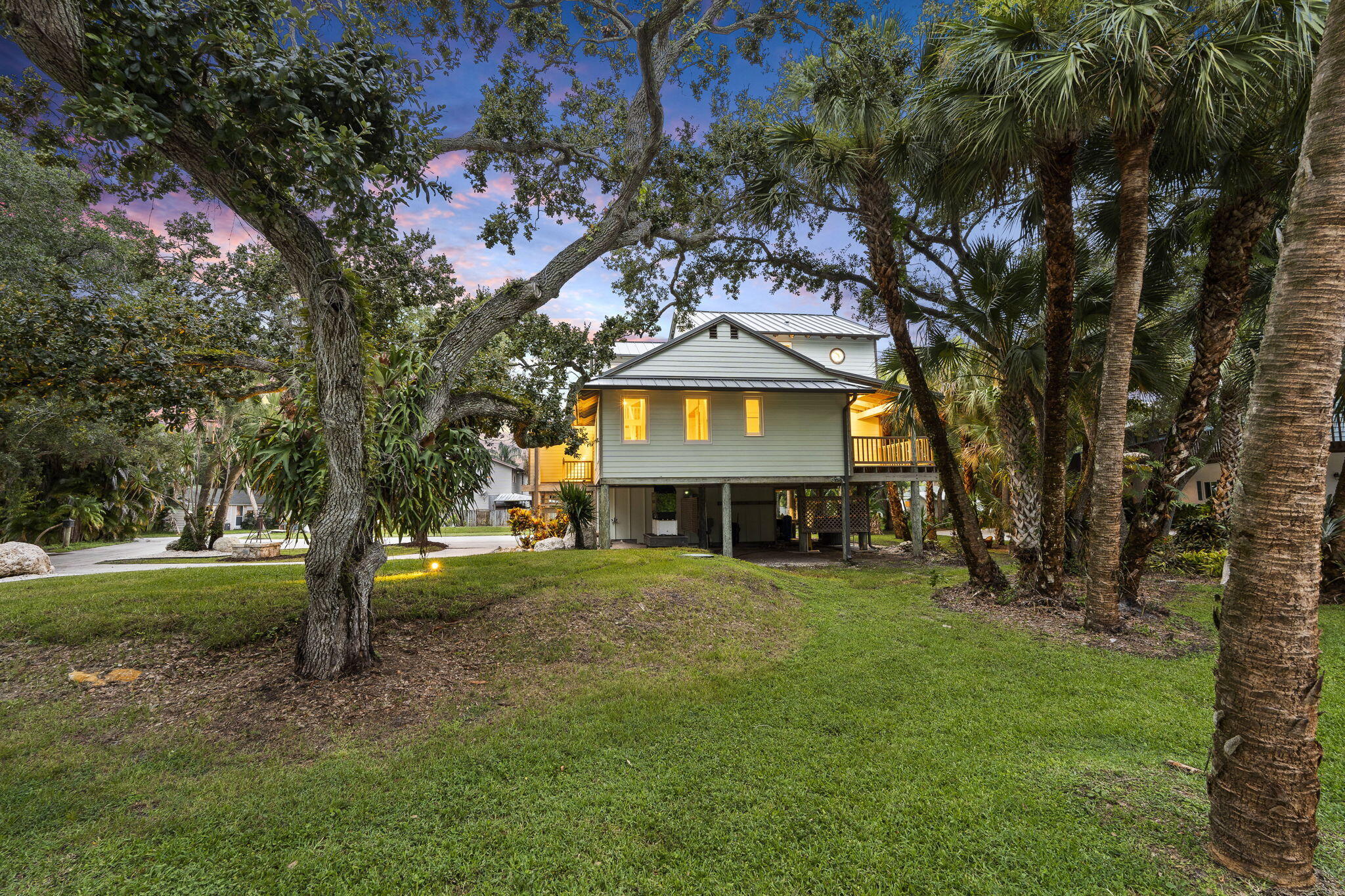 2511 Lightlewood Lane Property Photo 5