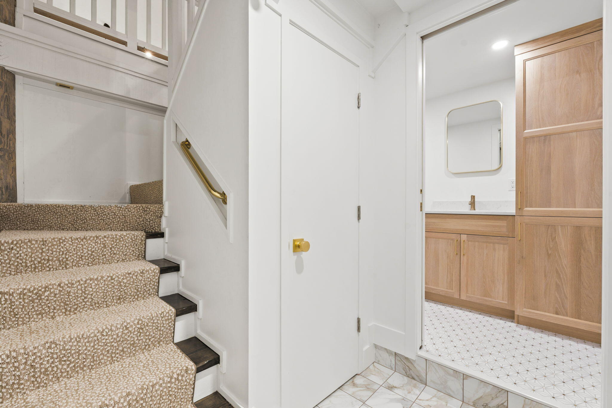 2511 Lightlewood Lane Property Photo 11