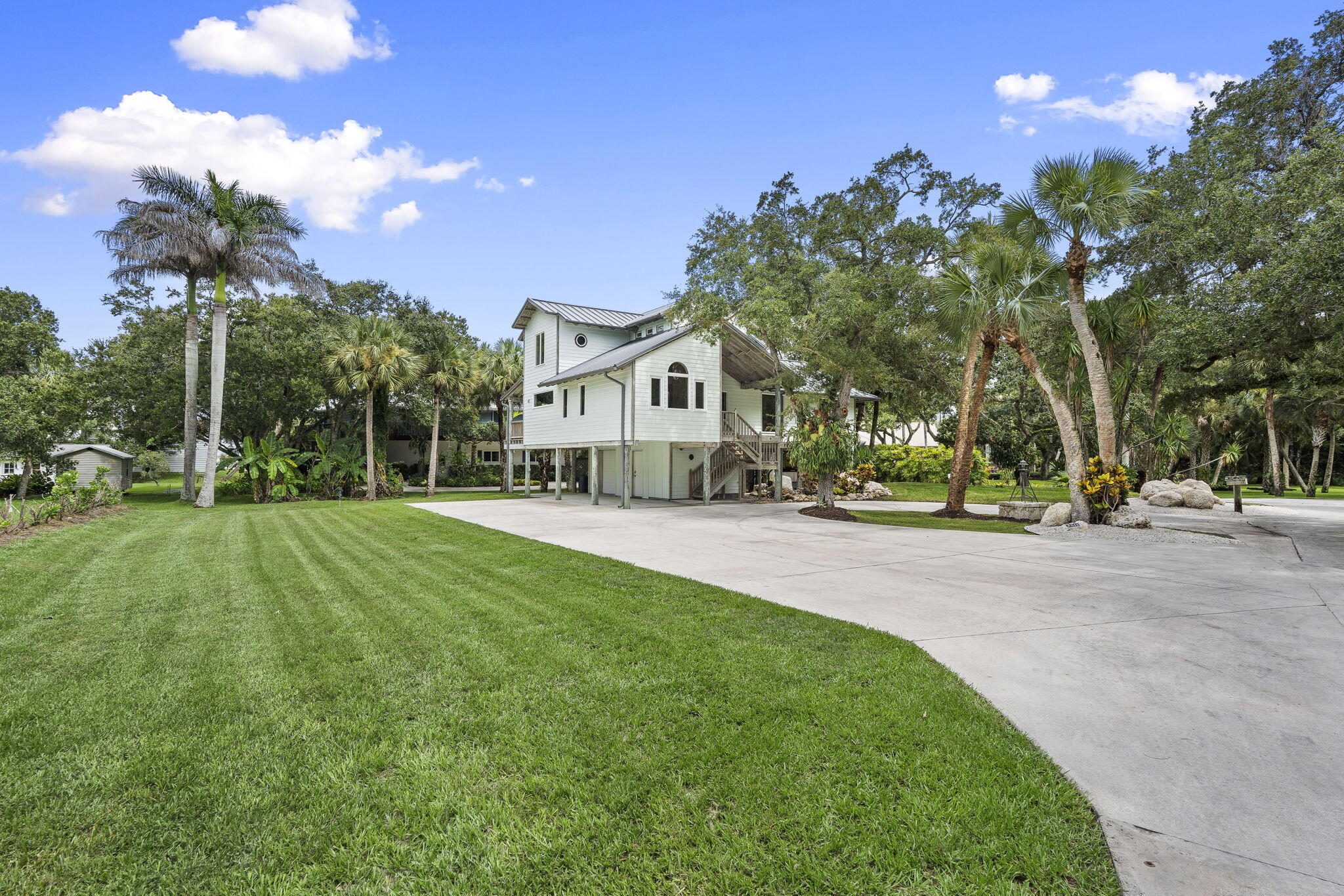 2511 Lightlewood Lane Property Photo 63