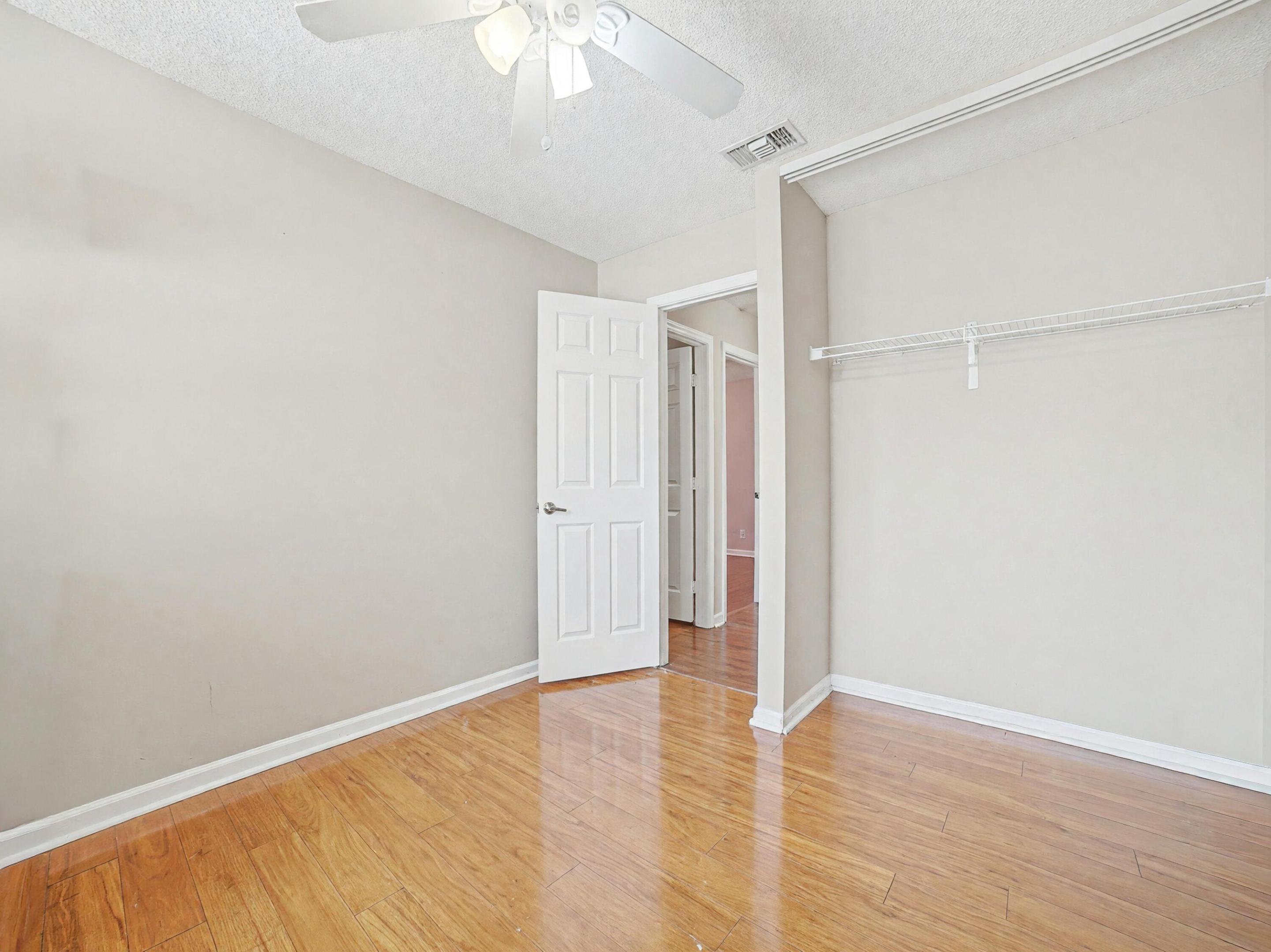 10682 Nw 48th Street Property Photo 17