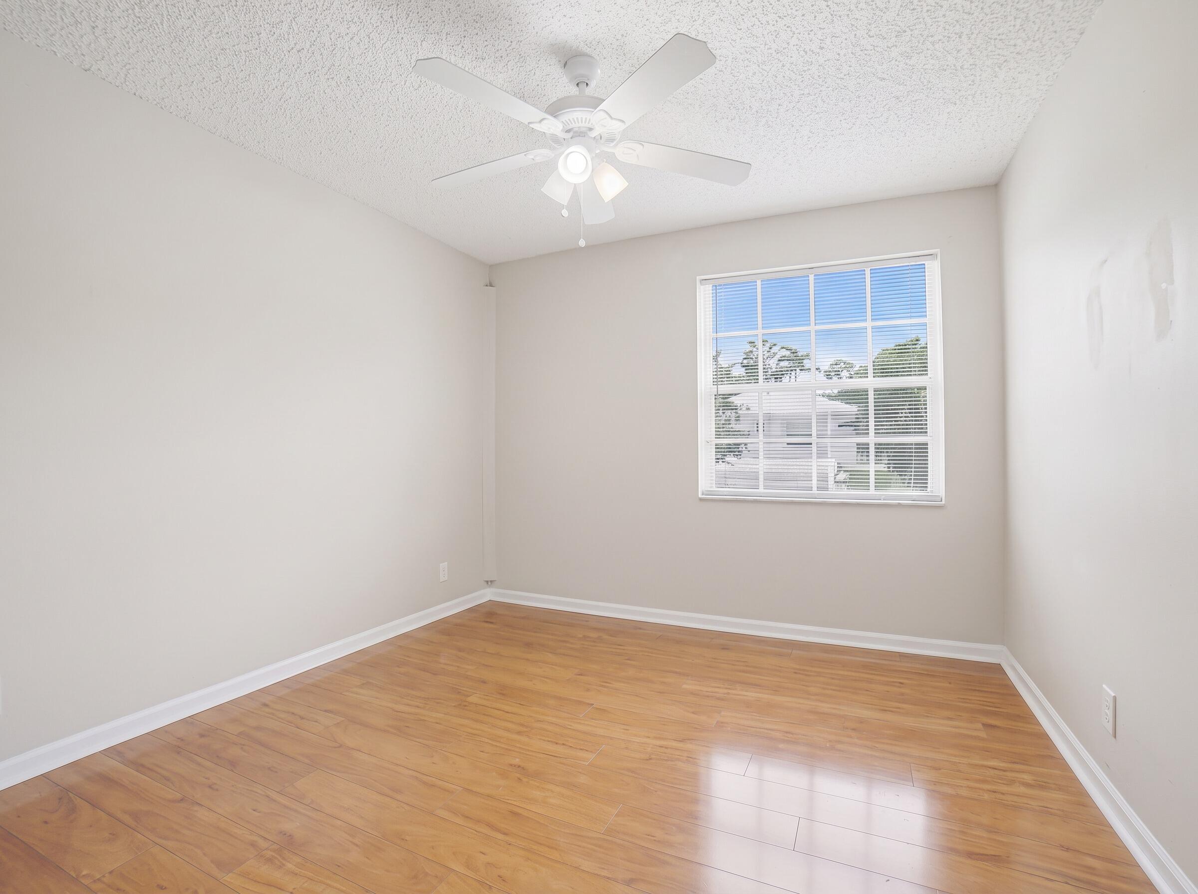 10682 Nw 48th Street Property Photo 18