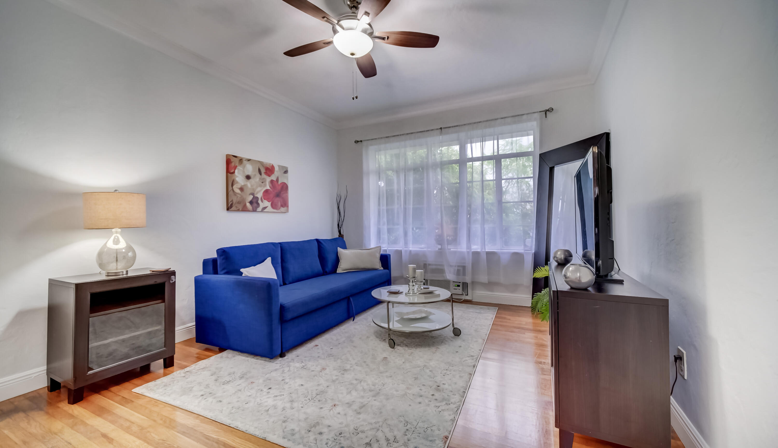 825 Jefferson Avenue 2 Property Photo 3
