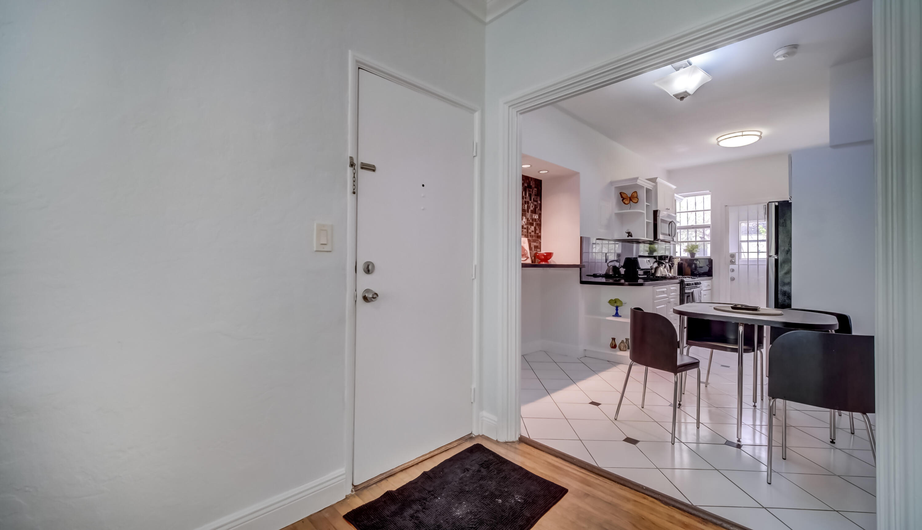 825 Jefferson Avenue 2 Property Photo 4