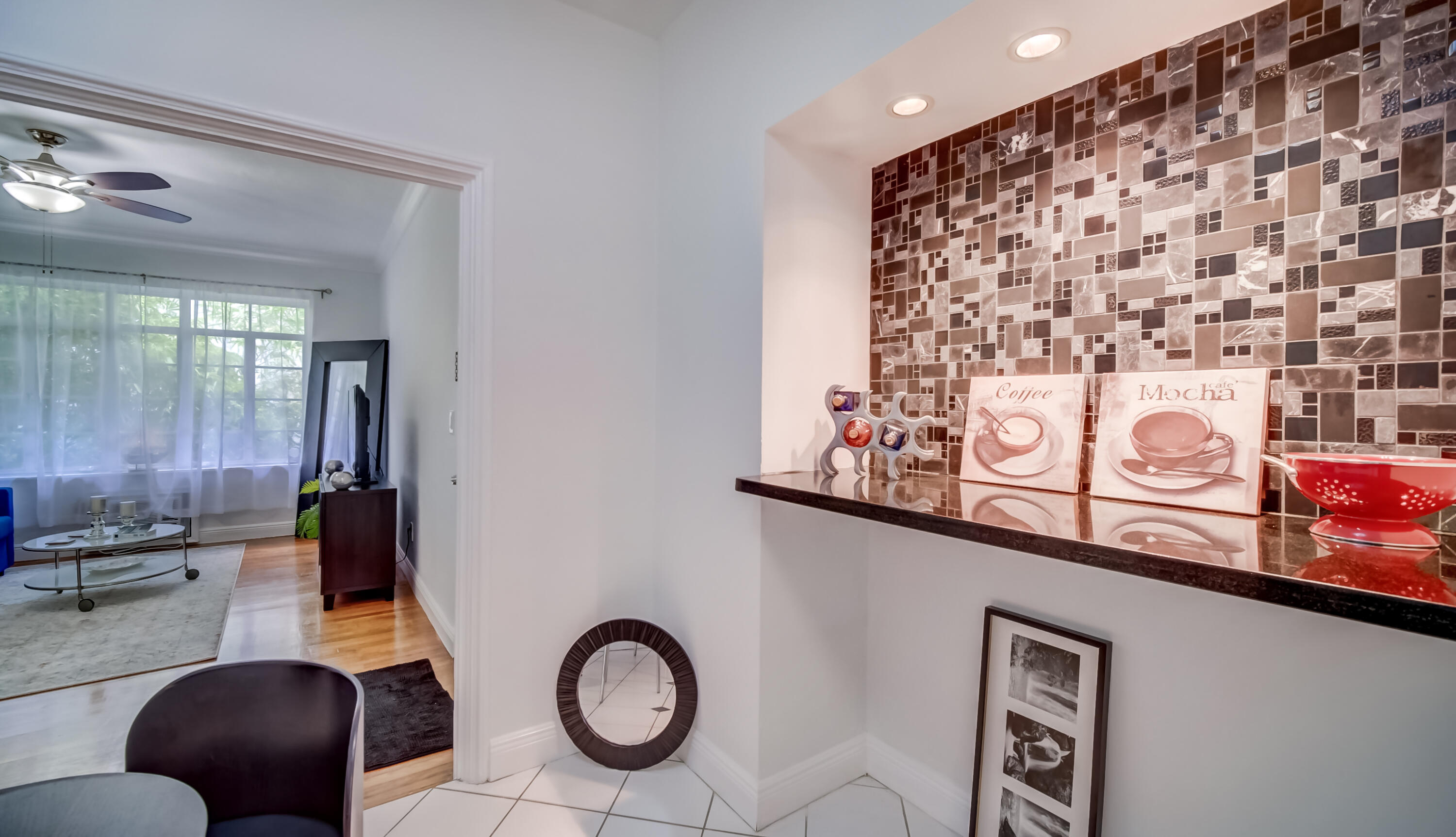 825 Jefferson Avenue 2 Property Photo 14