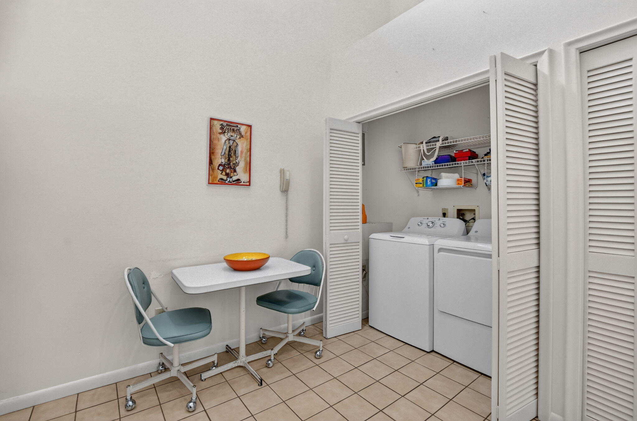 10410 Plaza Centro Property Photo 8