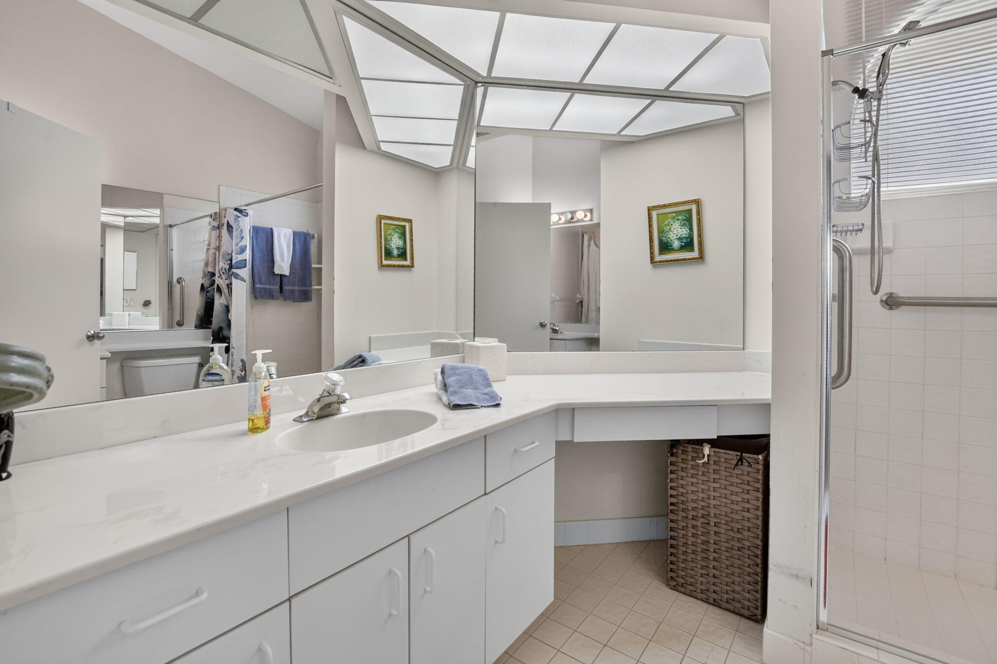10410 Plaza Centro Property Photo 12
