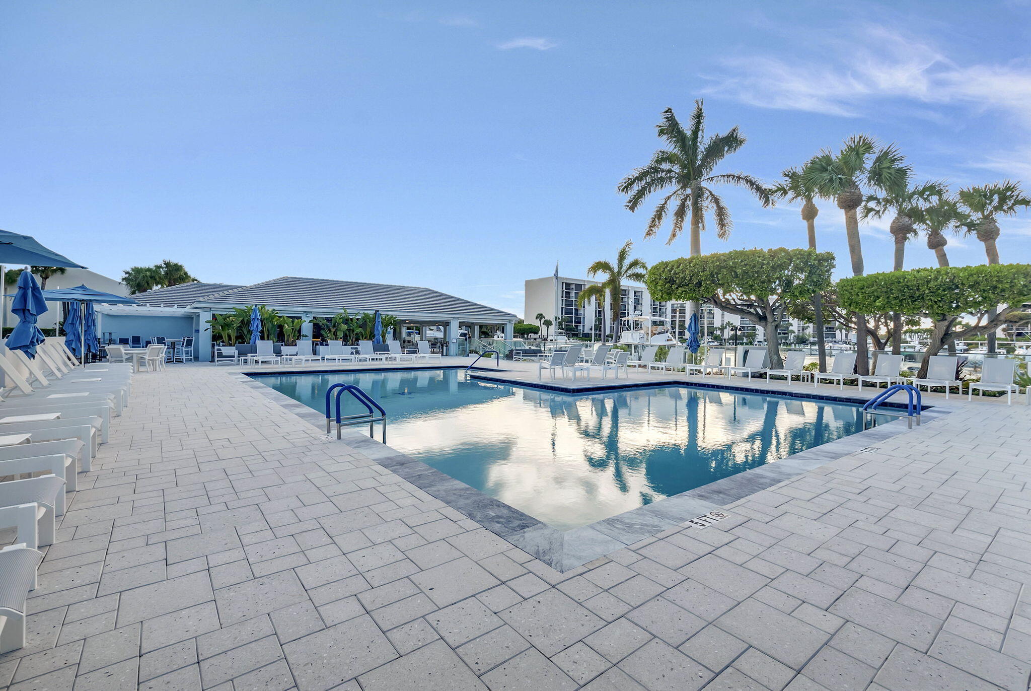 2707 N Ocean Boulevard 306d Property Photo 43