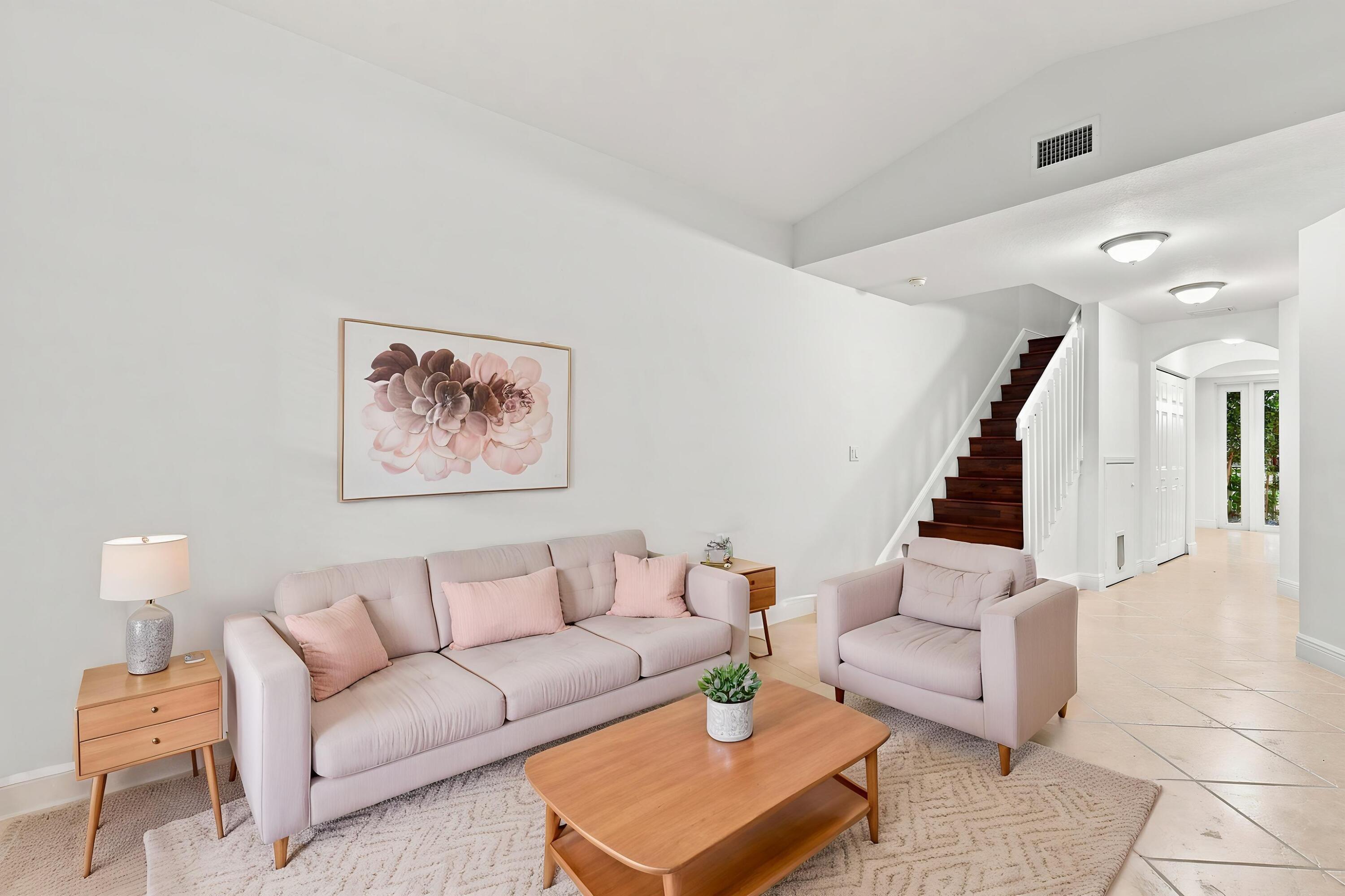 2107 Anchor Court Property Photo 8