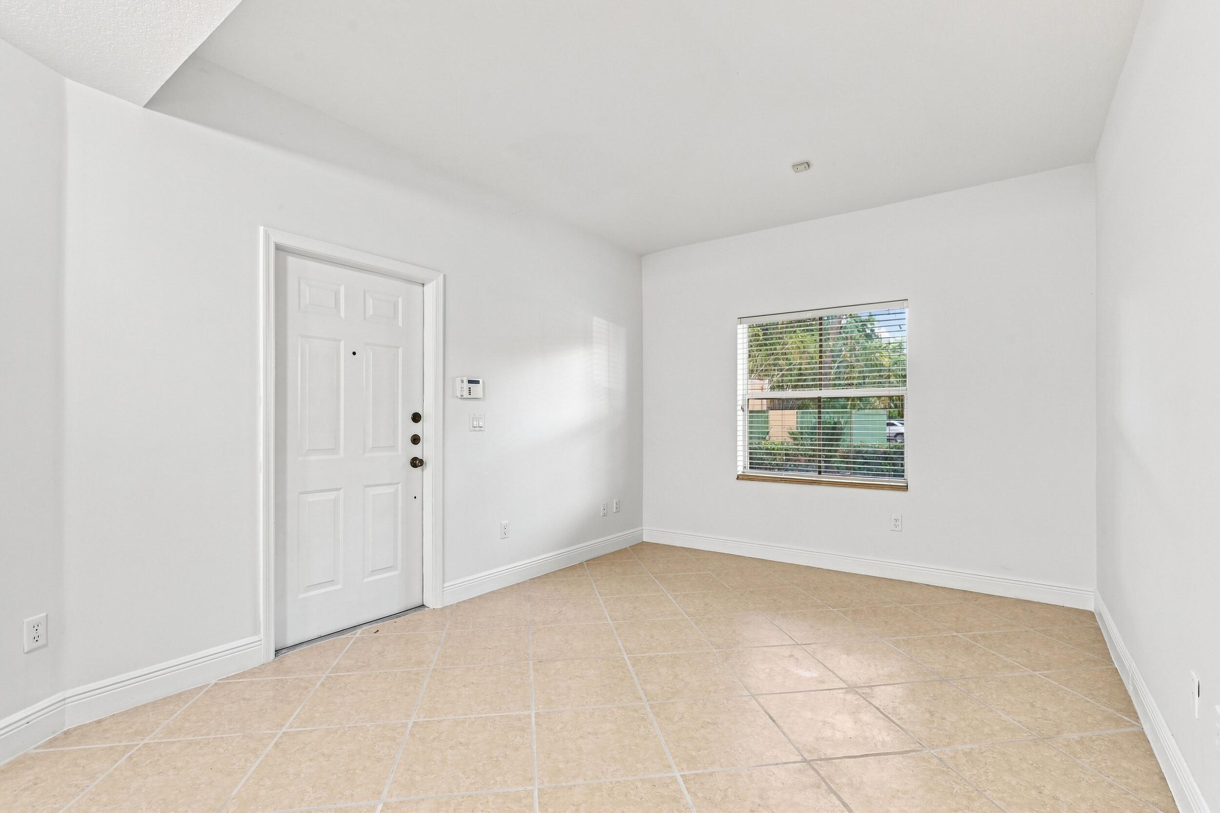 2107 Anchor Court Property Photo 15